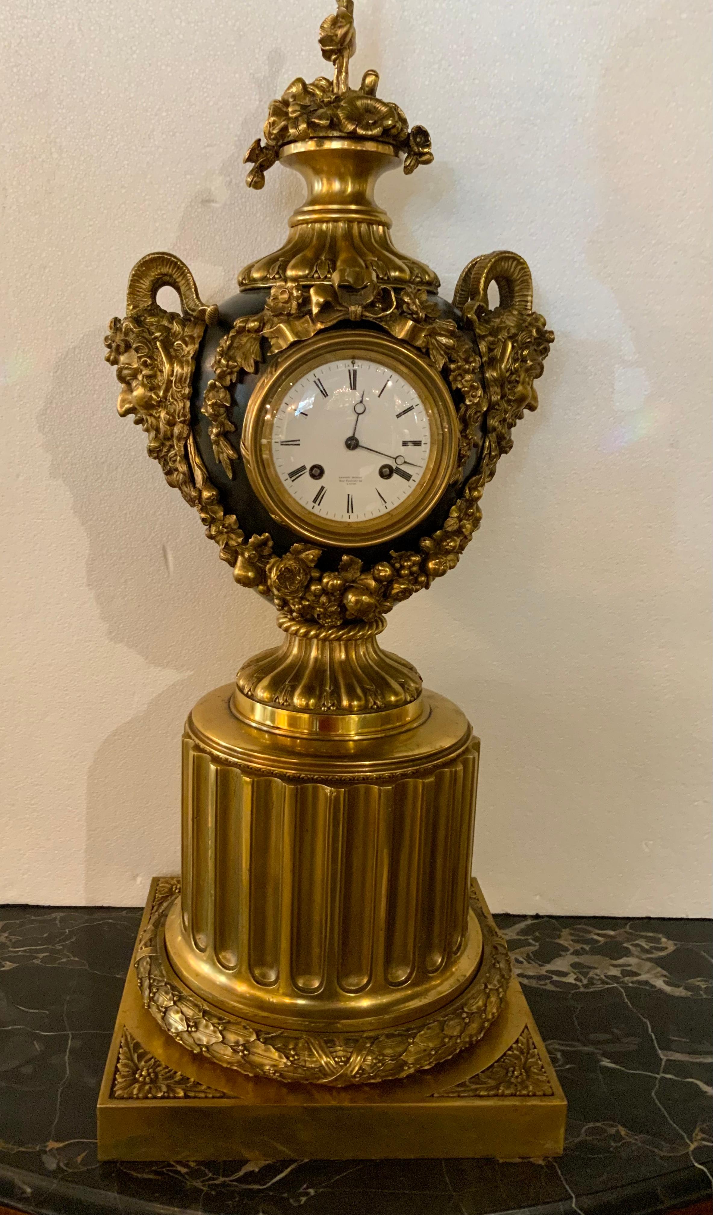 Gilt Bronze and Ebony Table Top /Mantel Clock French 19 Th Century For Sale 4