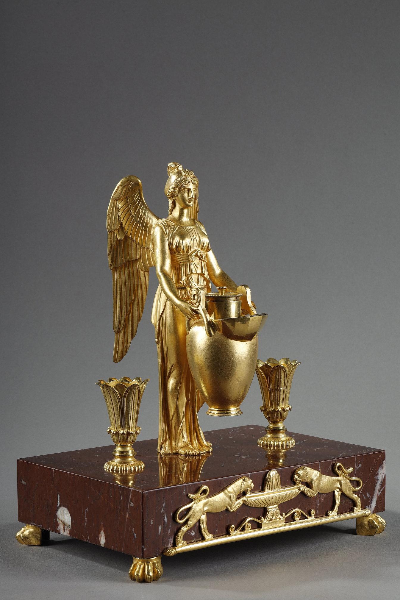 Gilt Bronze and Griotte Red marble inkwell, Empire Period, early 19th century In Good Condition For Sale In Paris, FR