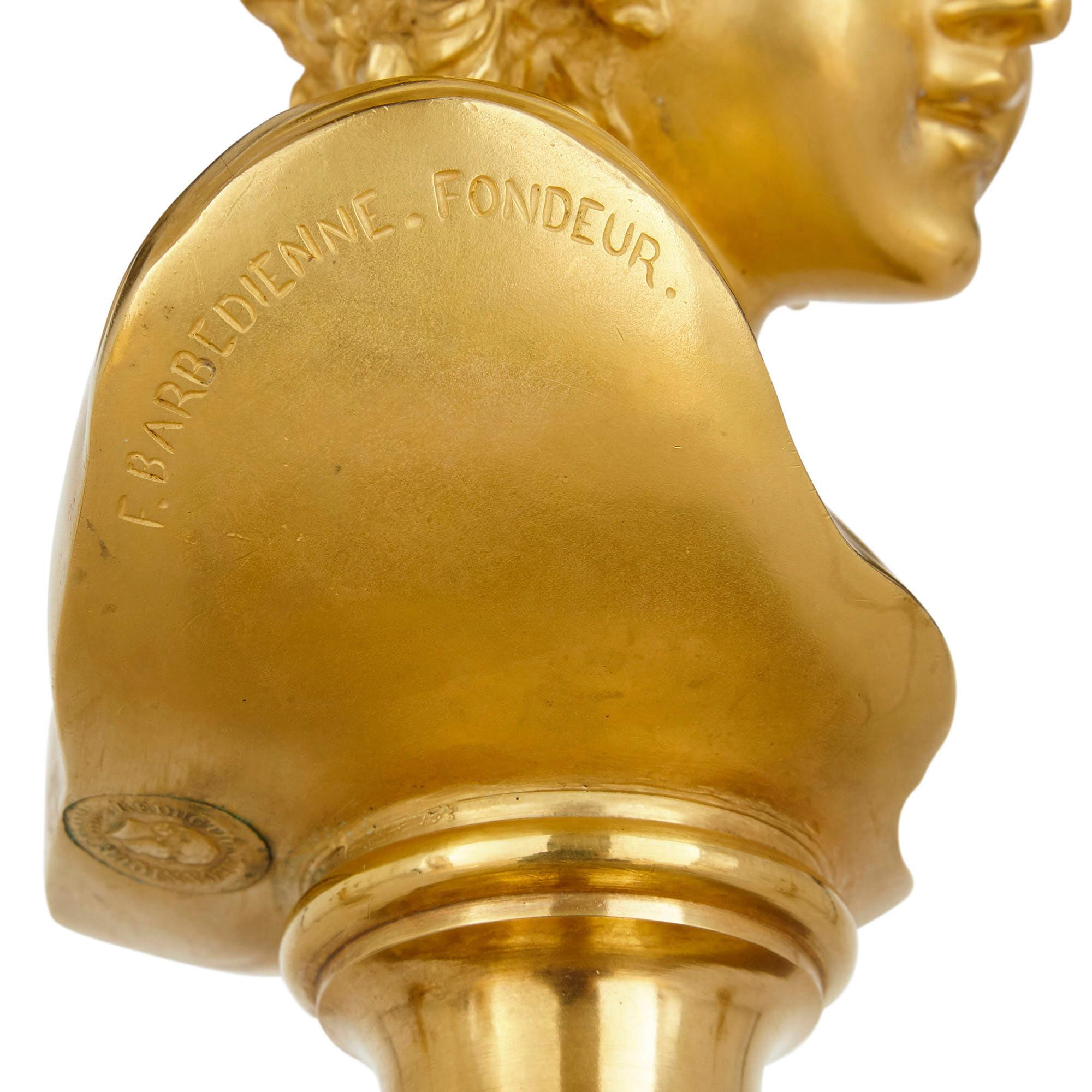 Bronze Ensemble d'horloge et de pendules d'époque Napoléon III en bronze doré et incrustation de pierre dure par Barbedienne en vente