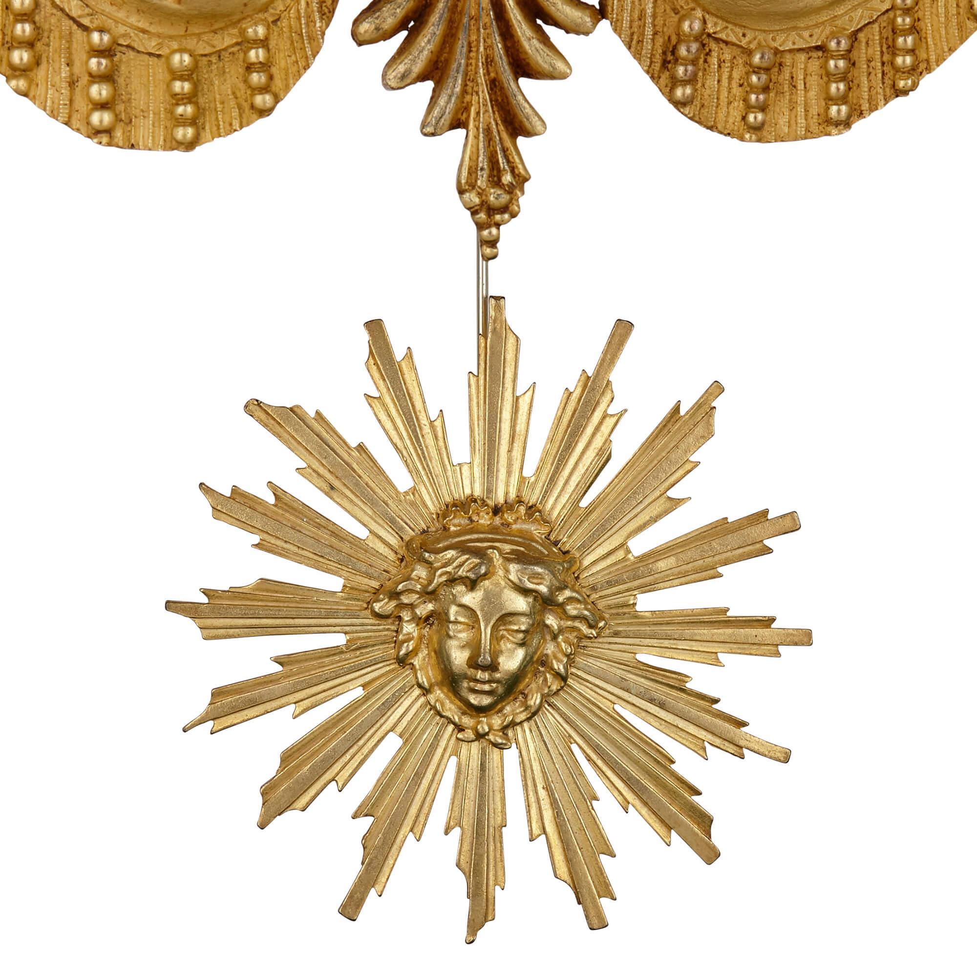 Louis XVI.-Uhr aus vergoldeter Bronze und Malachit im Angebot 1