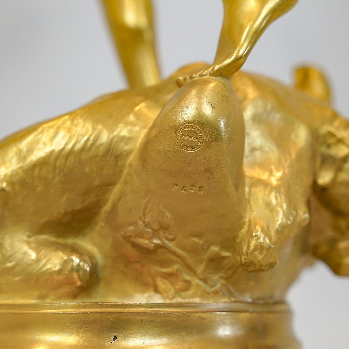 Escultura de bronce dorado y ónice de Henri Peinte, 1900. 2