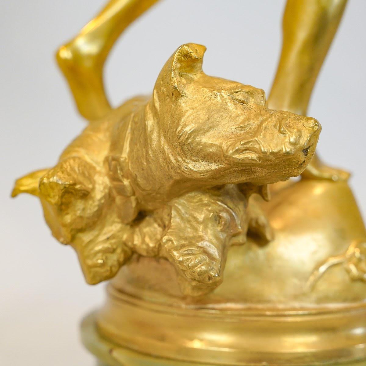 Escultura de bronce dorado y ónice de Henri Peinte, 1900. 3