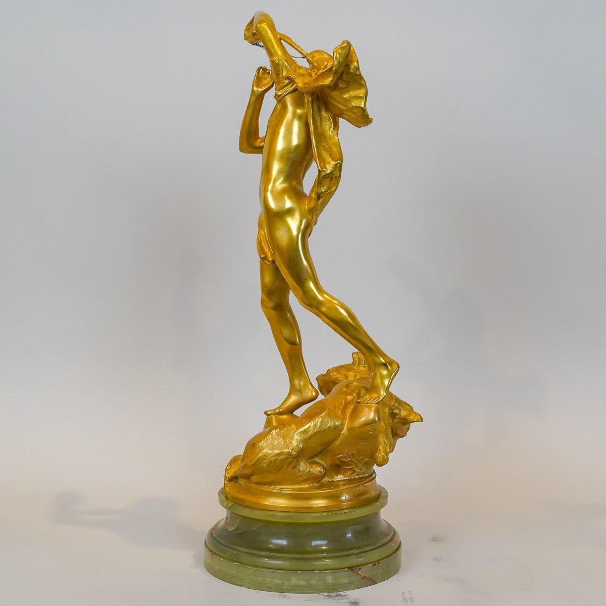 Escultura de bronce dorado y ónice de Henri Peinte, 1900. siglo XX