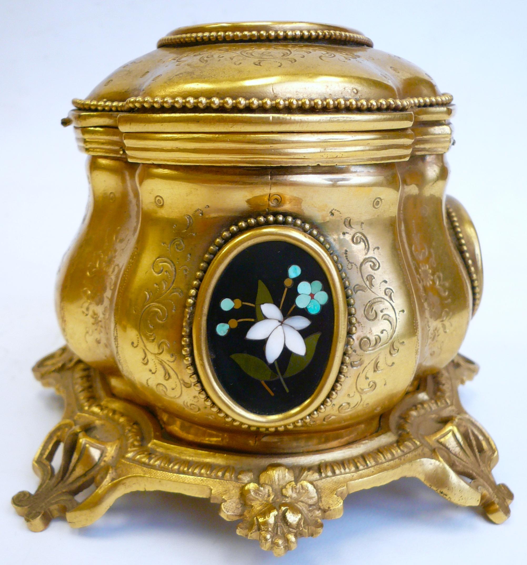 Gilt Bronze and Pietra Dura Jewel Casket by Tahan, Paris In Good Condition In Pittsburgh, PA