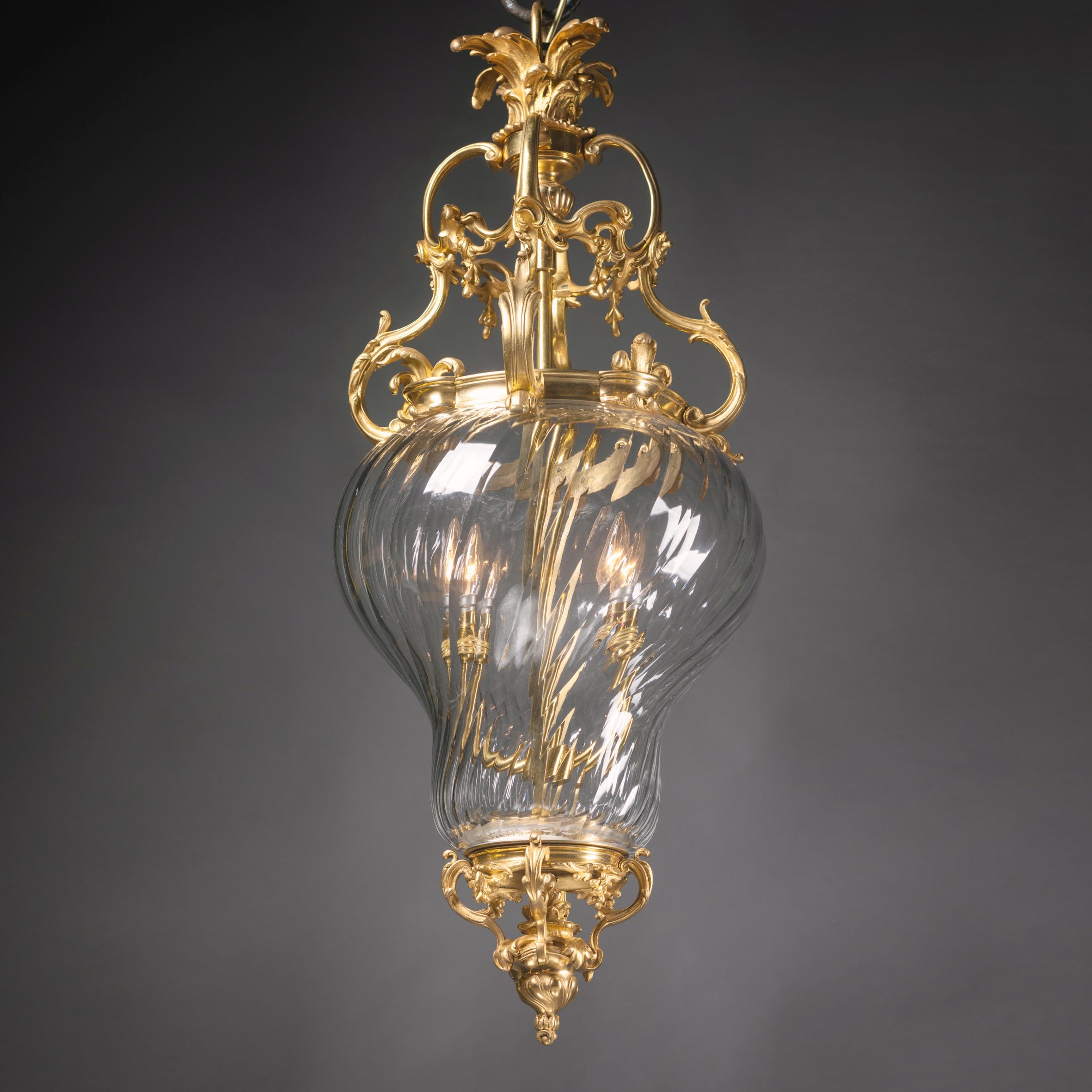 Gilt-Bronze and Spiral Moulded Glass Lantern Attributed to François Linke For Sale 3