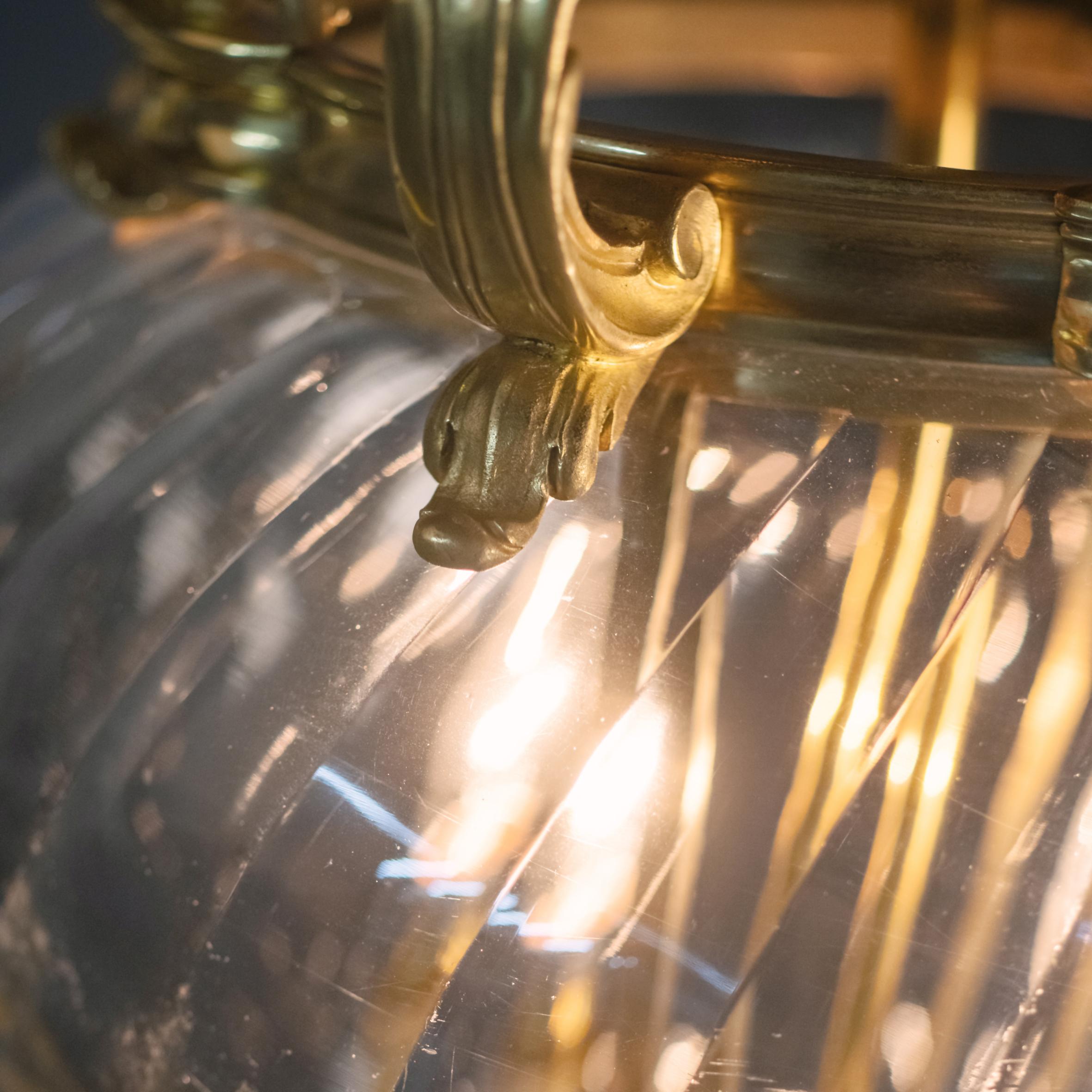 French Gilt-Bronze and Spiral Moulded Glass Lantern Attributed to François Linke For Sale