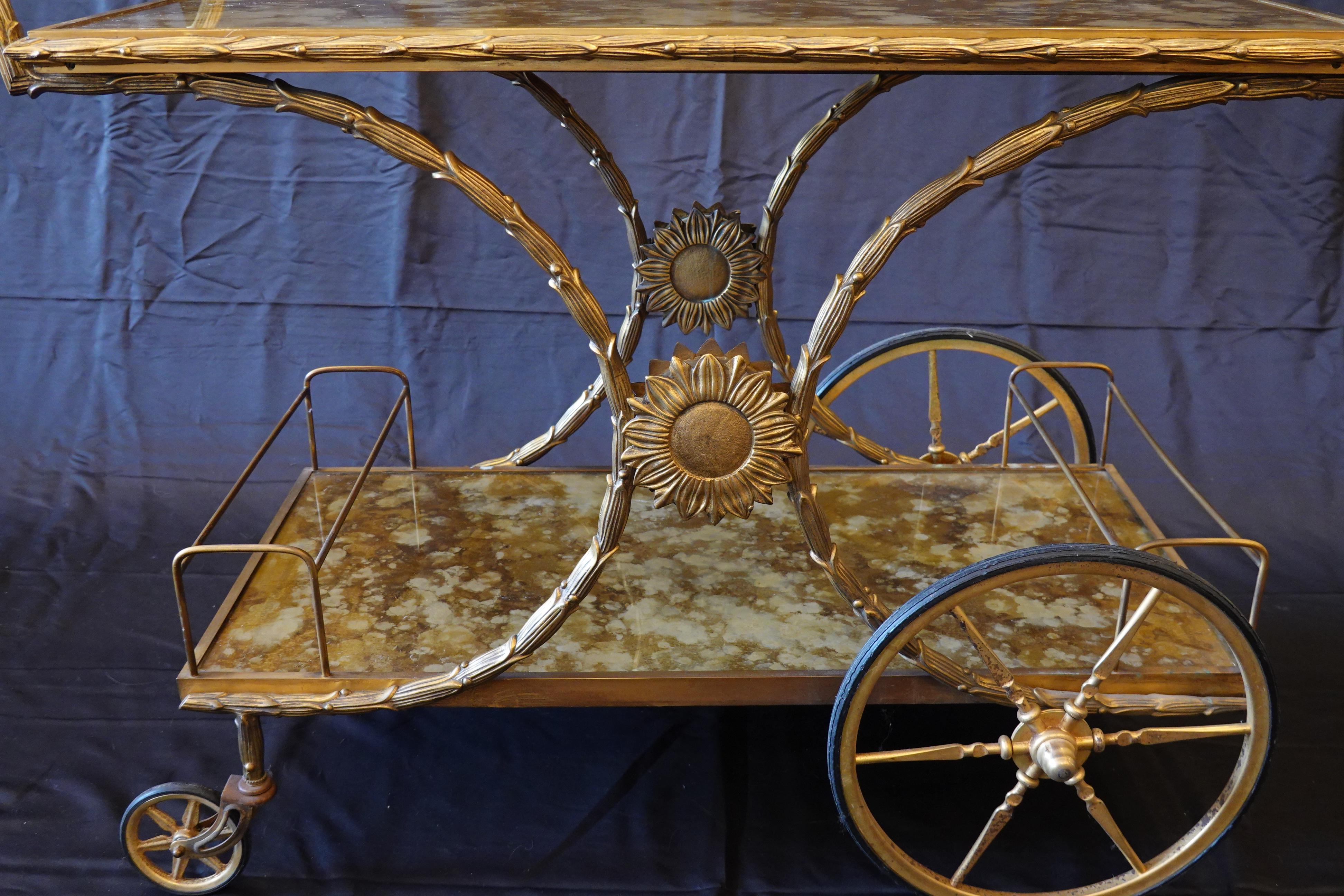French Gilt-Bronze Bar Cart with Gold Églomisé Tops attr. to Bagues In Good Condition For Sale In Pembroke, MA