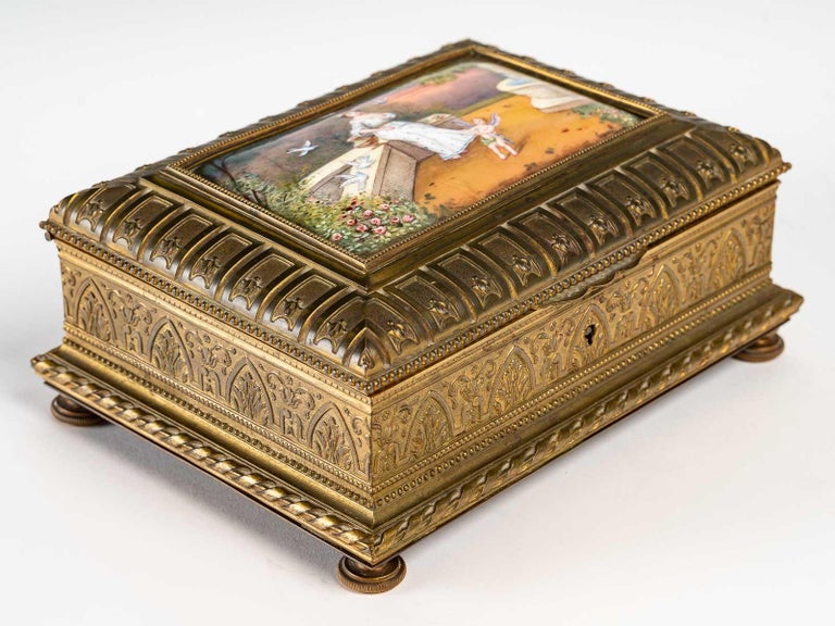 Gilt Bronze Box, 19th Century For Sale 4