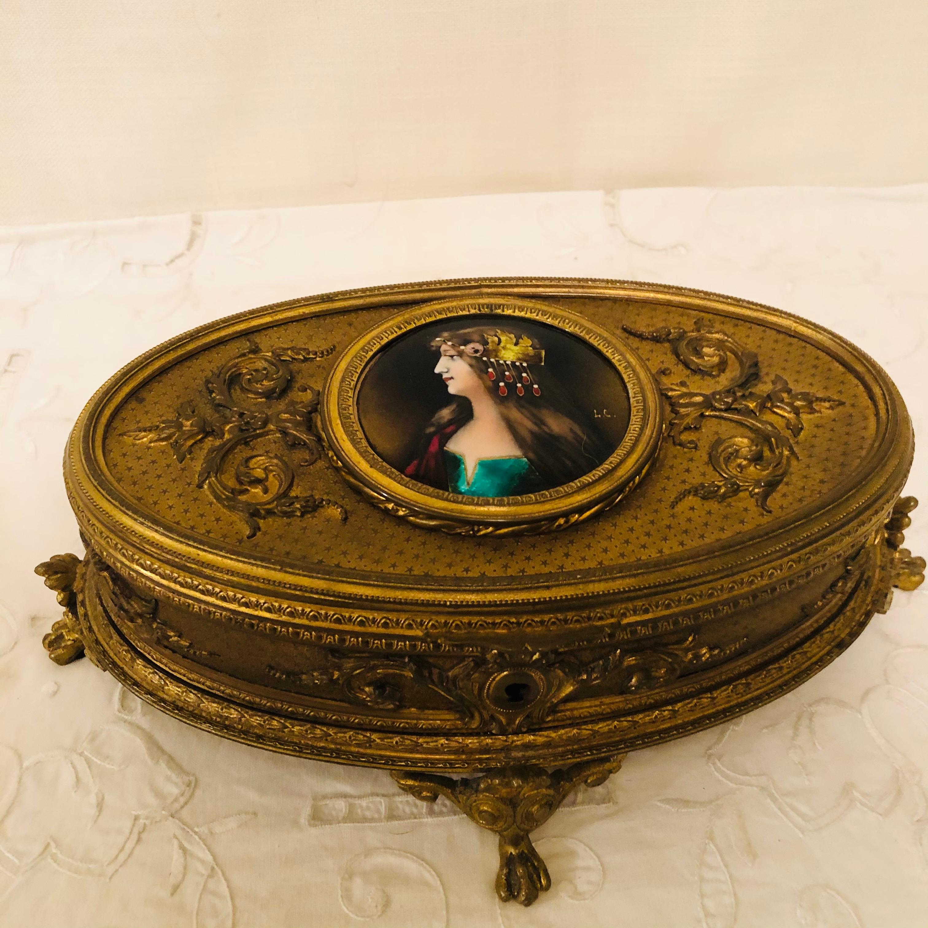 Gilt Bronze Box with Enamel Portrait of Beautiful Lady on Four Raised Feet For Sale 4