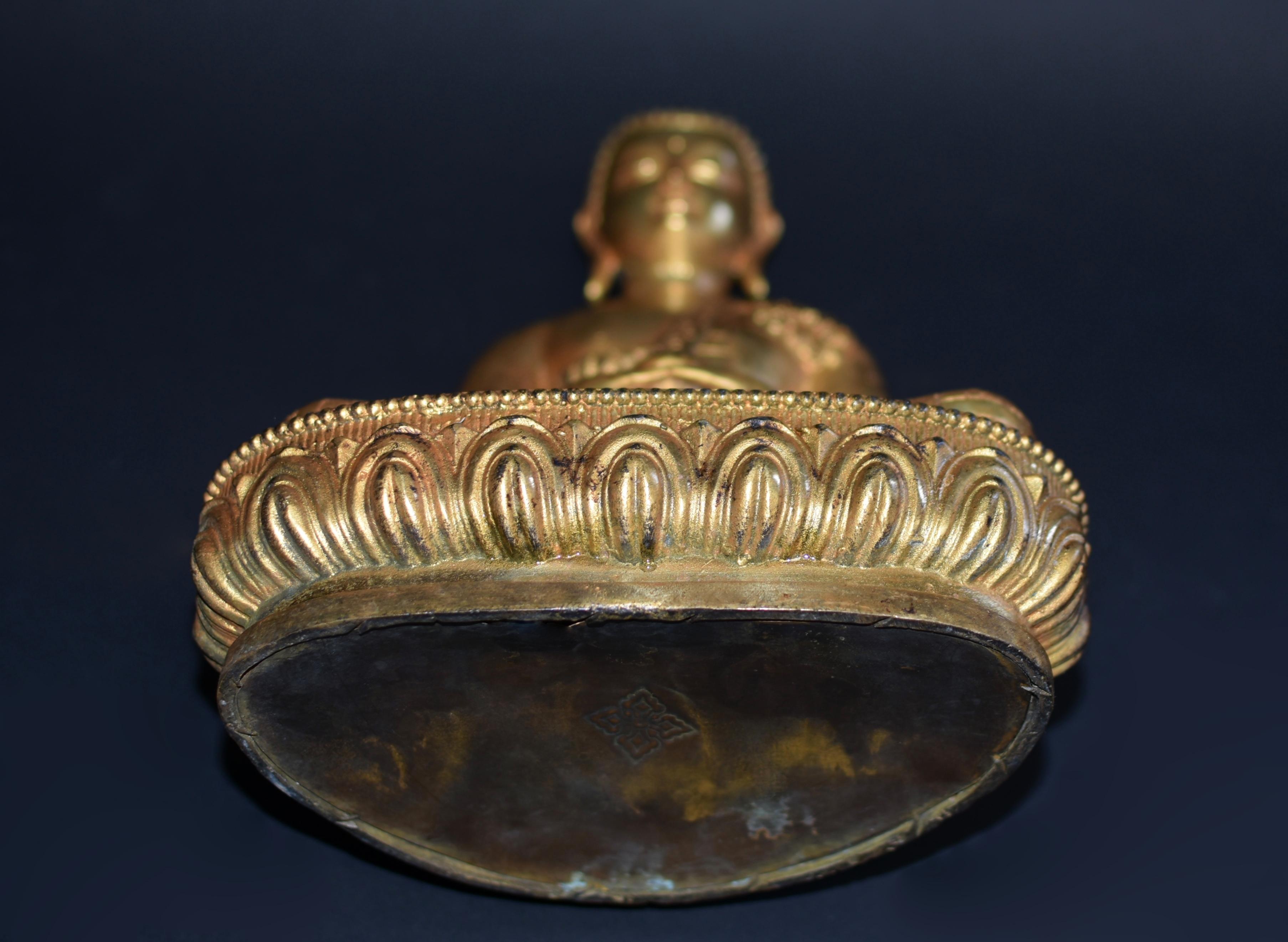 Gilt Bronze Buddha in Patchwork Robe For Sale 15