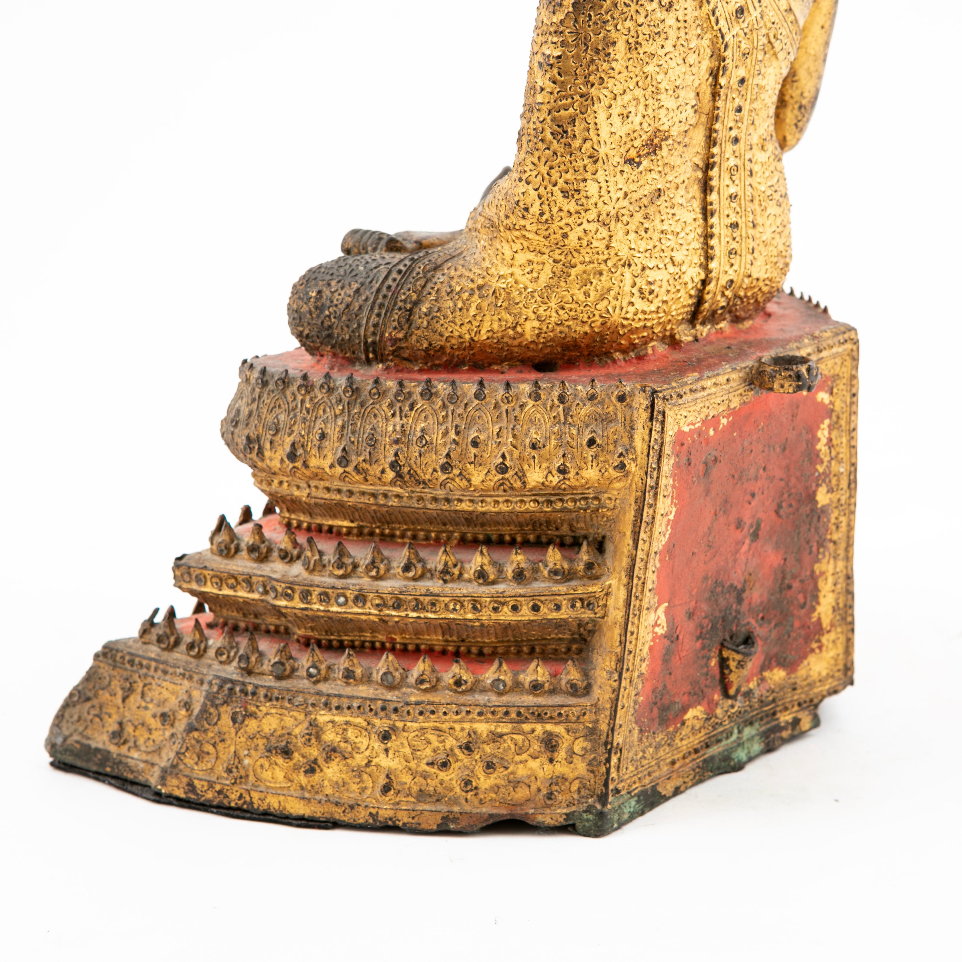 Siam de Bouddha en bronze doré 3