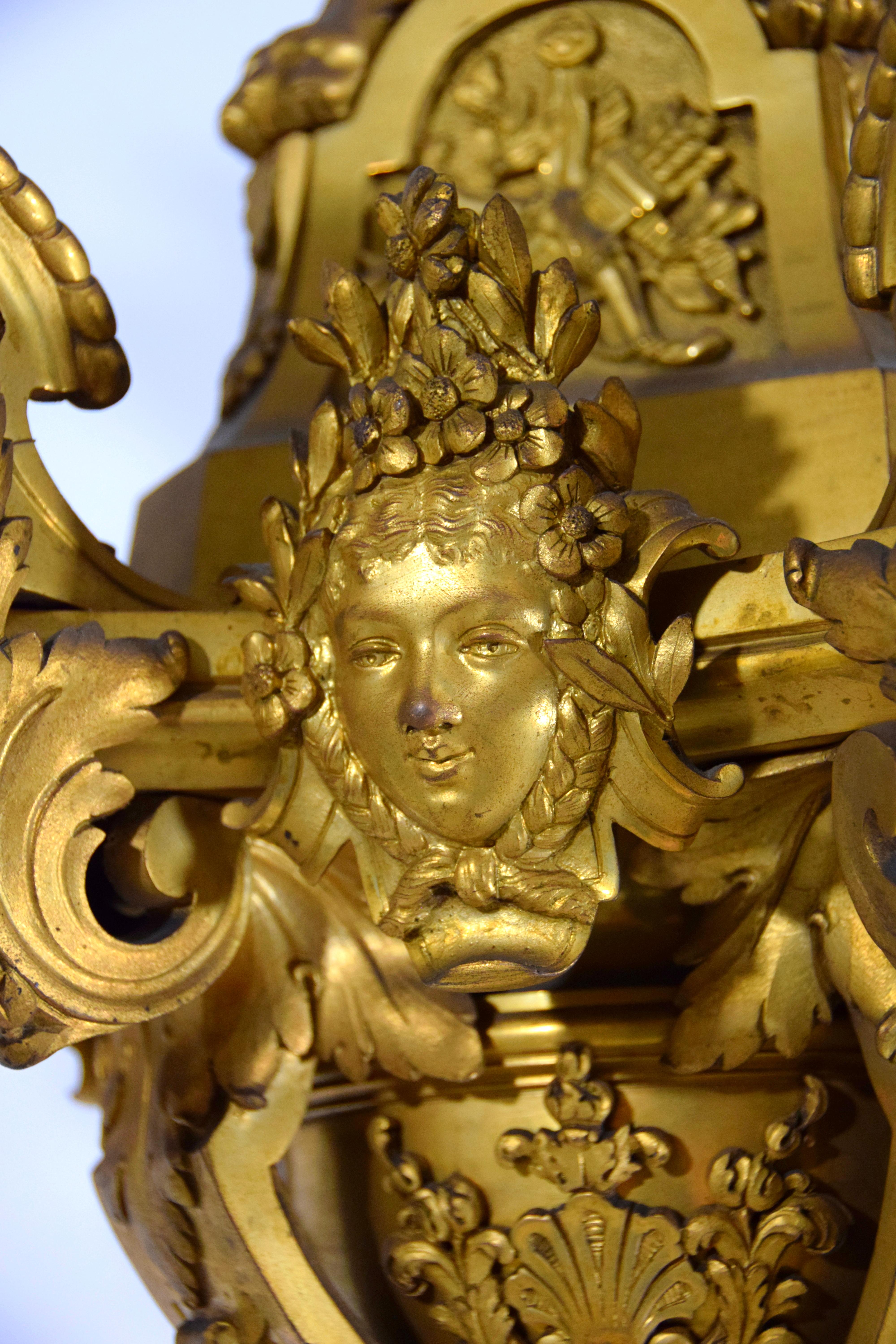 Araña de Bronce Dorado, Francia, Estilo Régence, Segunda Mitad del Siglo XIX en venta 9