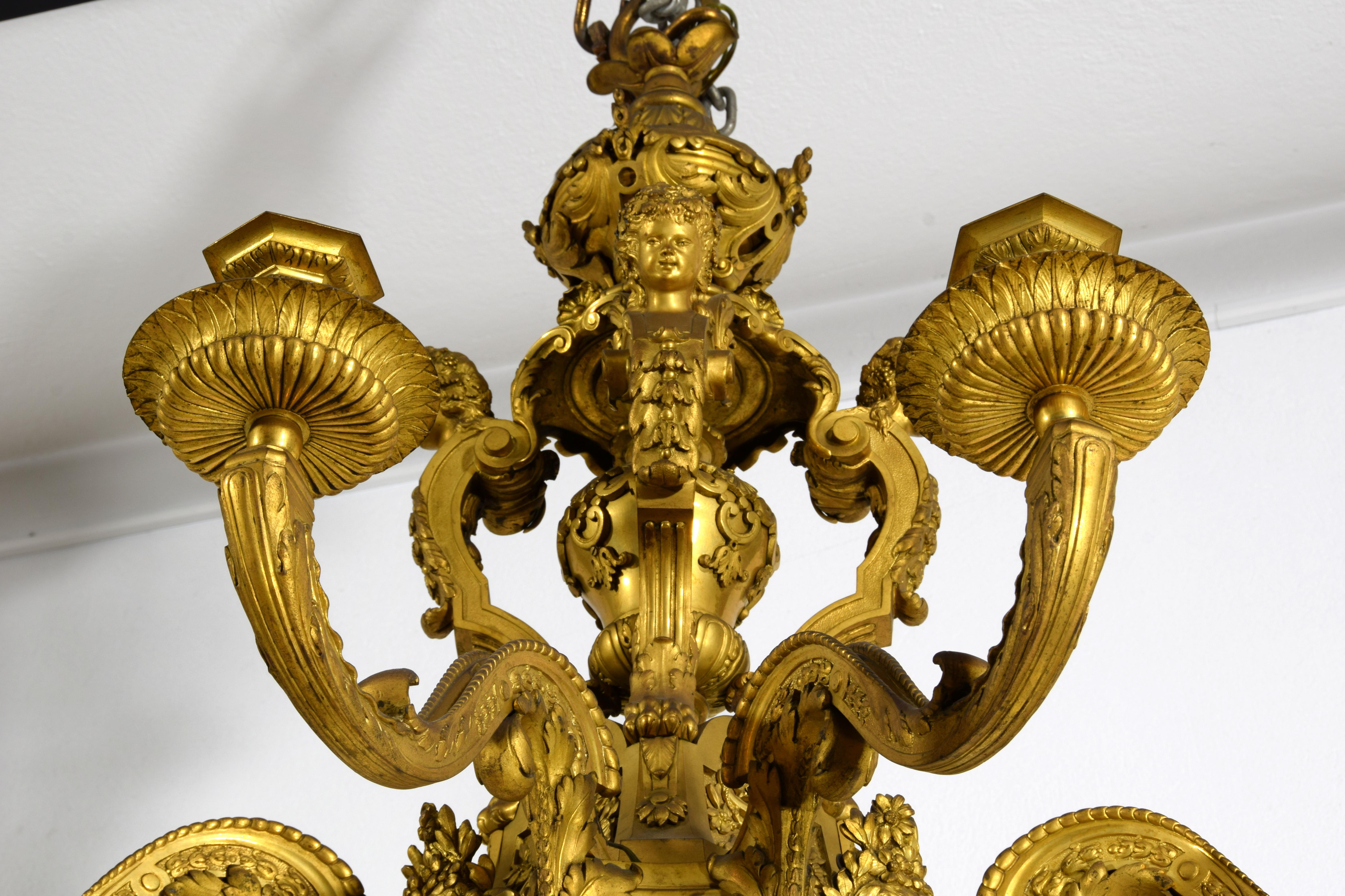 Araña de Bronce Dorado, Francia, Estilo Régence, Segunda Mitad del Siglo XIX en venta 4