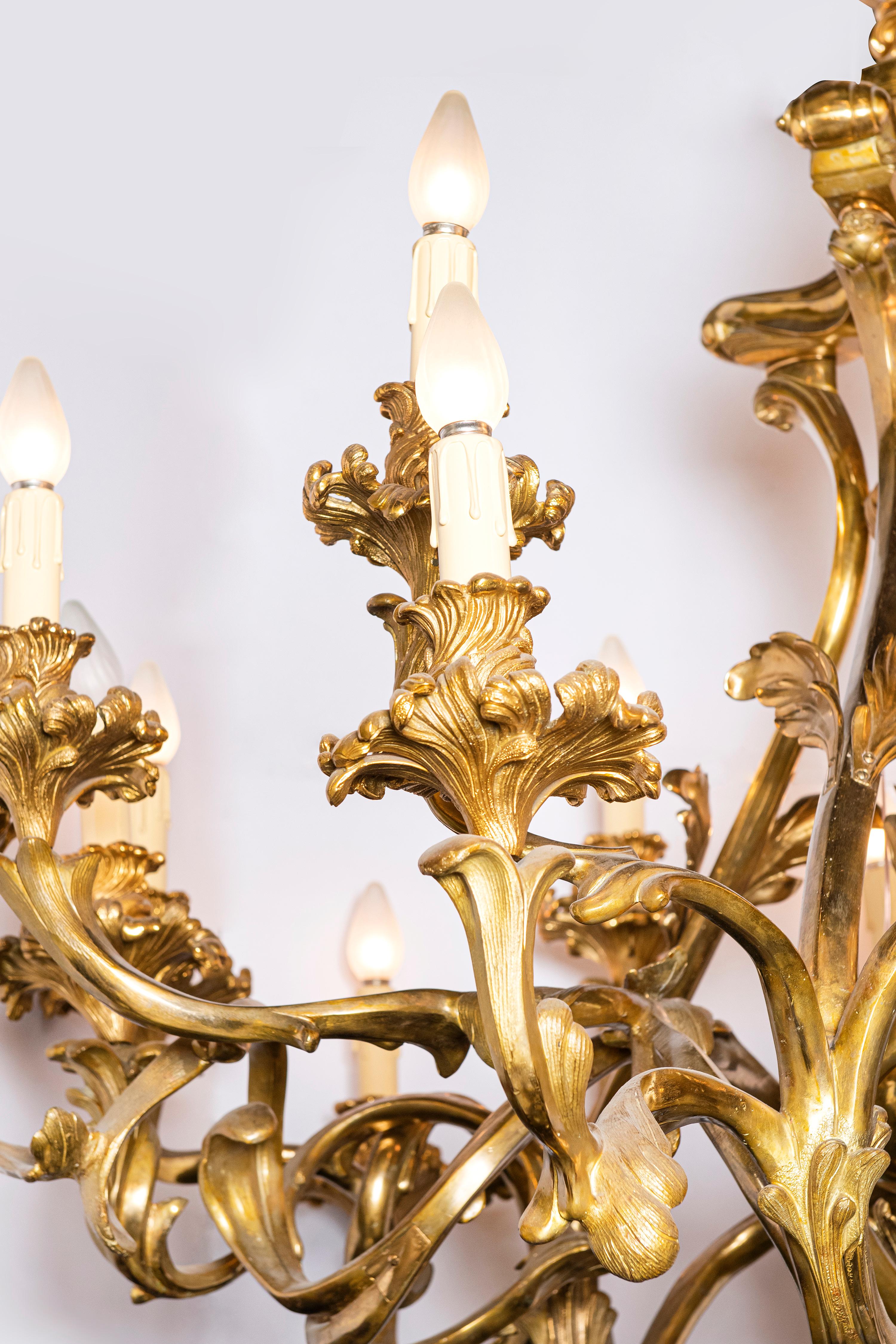 Gilt bronze chandelier with lost-wax process, France, circa 1890.