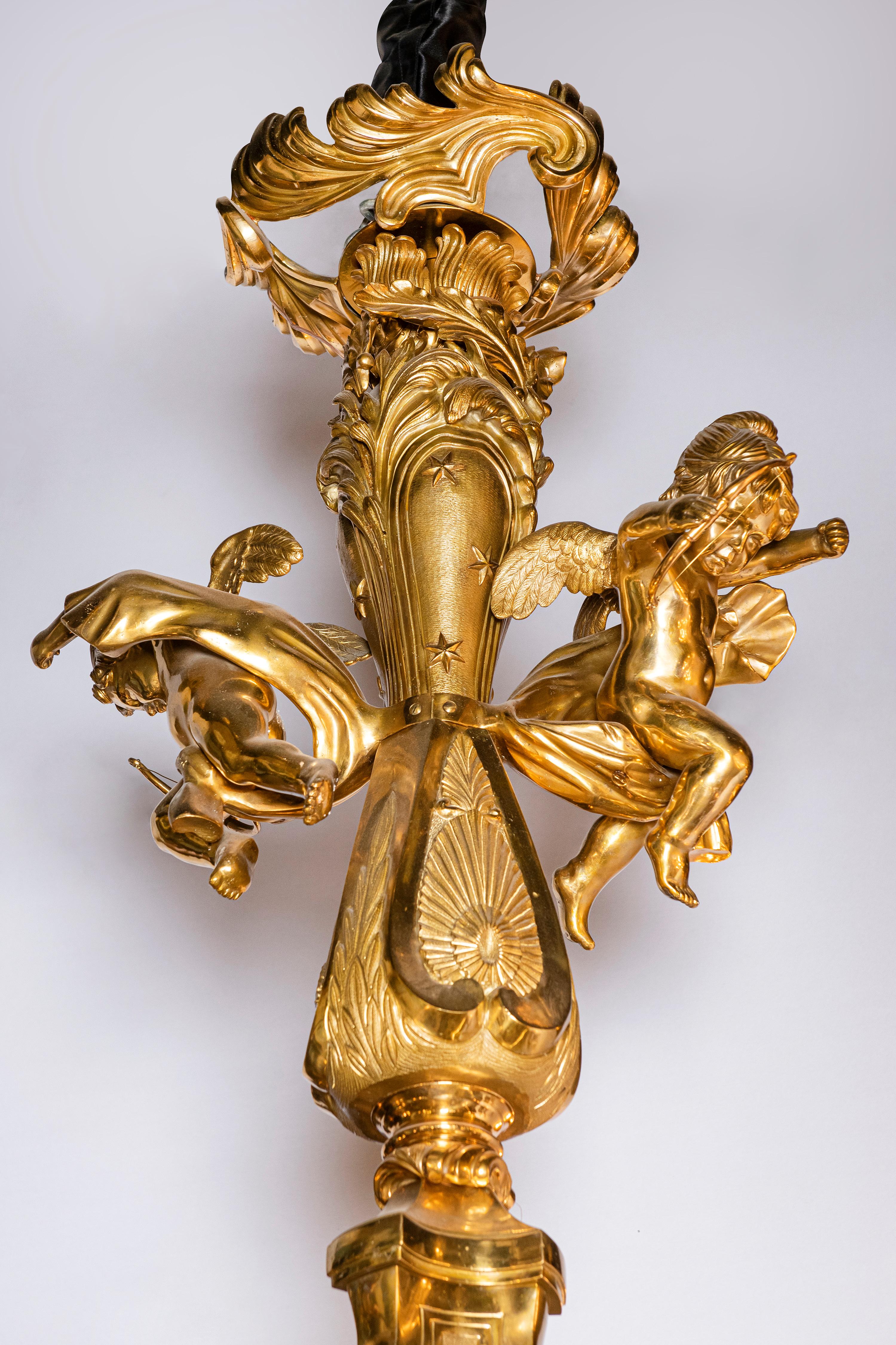 Français Lustre en bronze doré à la cire perdue:: France:: vers 1890 en vente