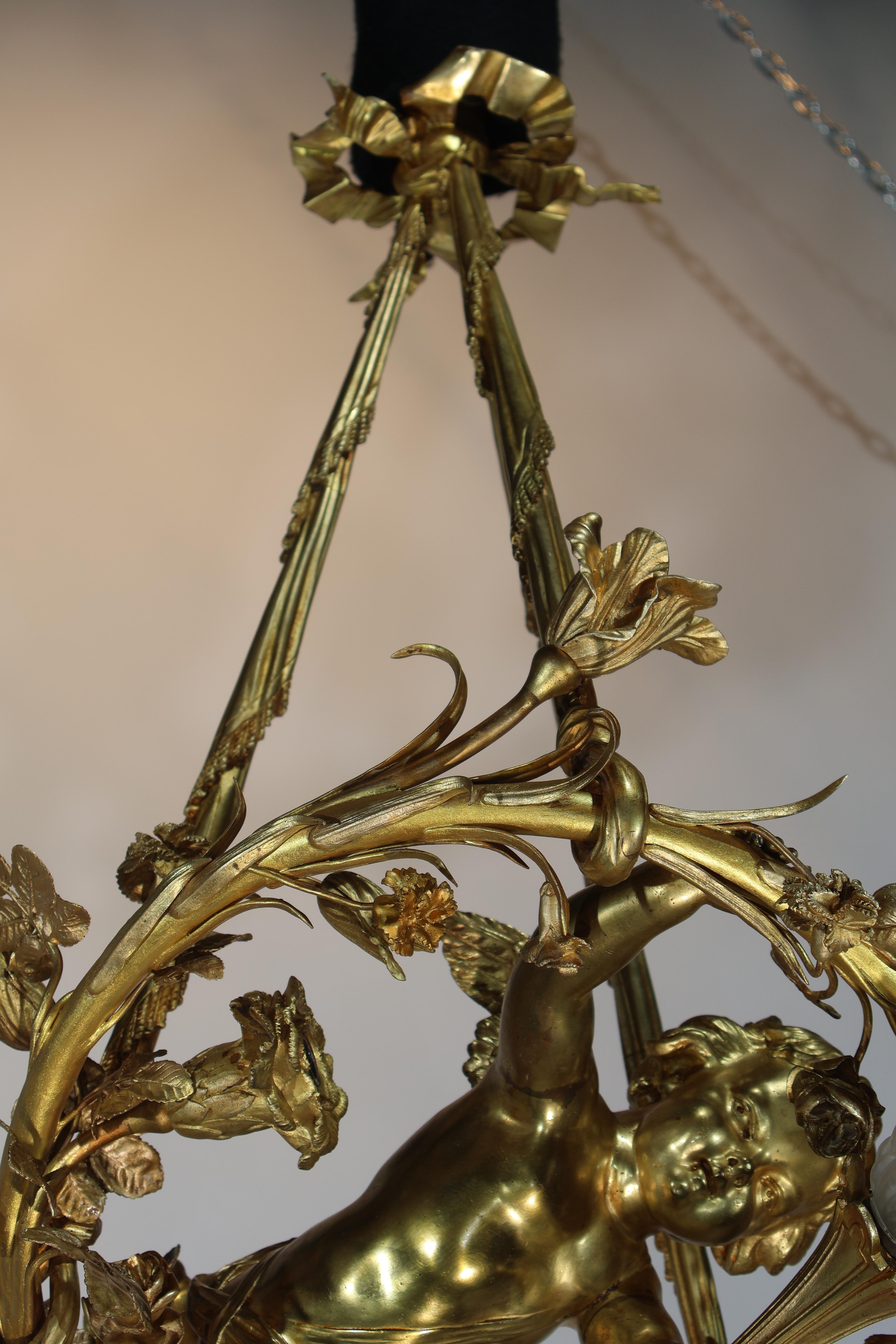 Araña Querubín Bronce Dorado en venta 8