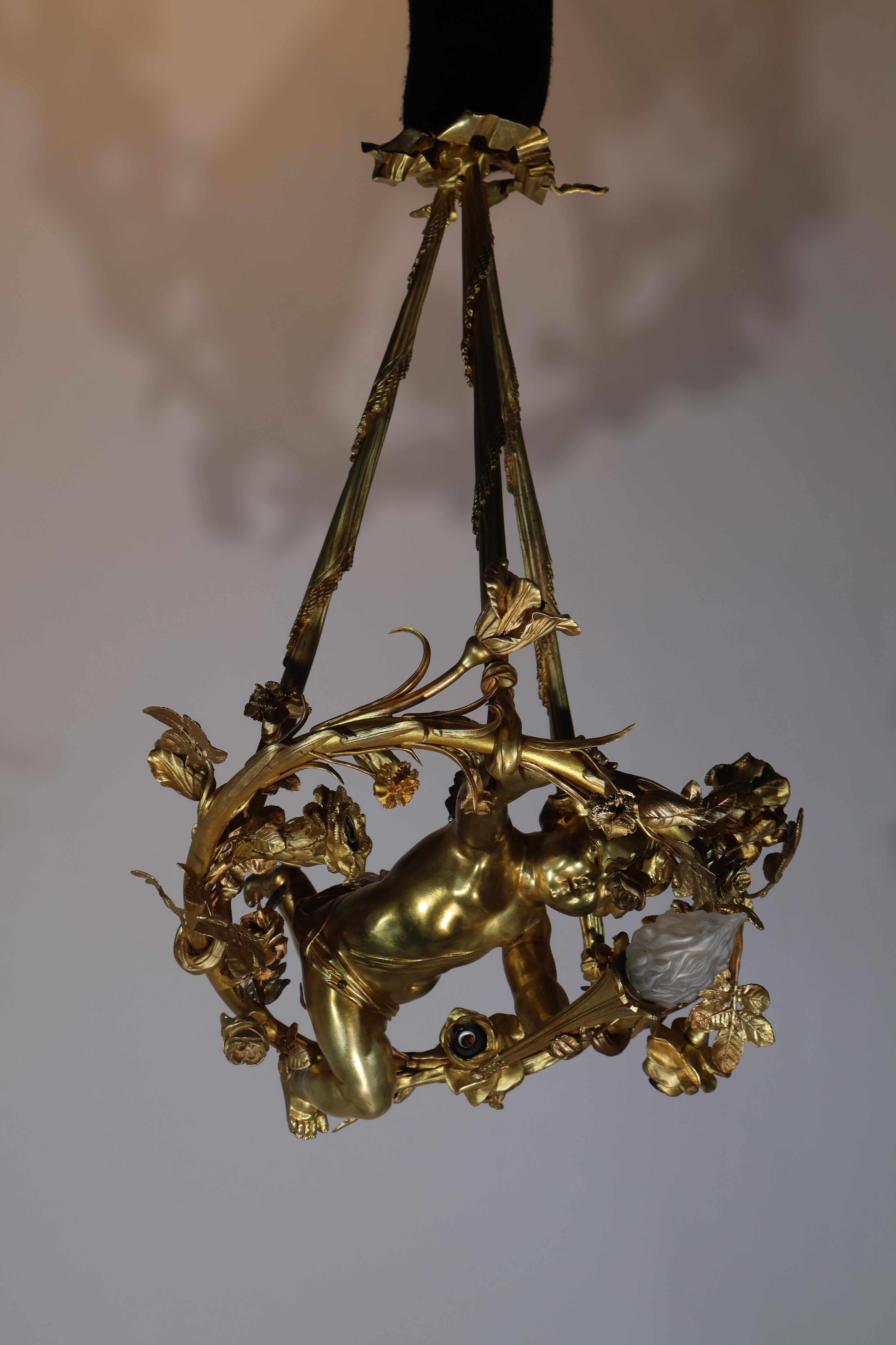 Araña Querubín Bronce Dorado en venta 13
