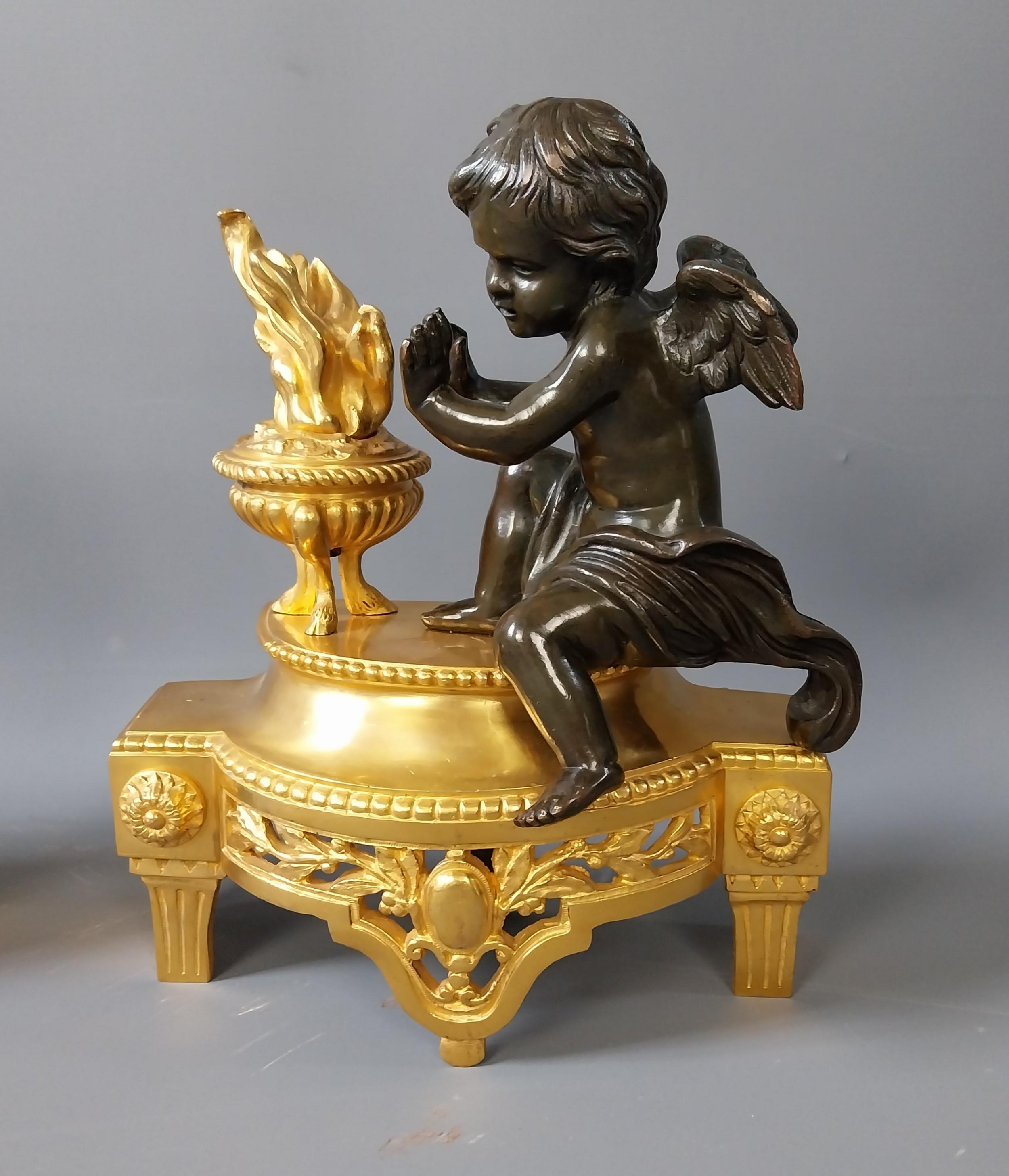 Cherub Chenet aus vergoldeter Bronze (Französisch) im Angebot