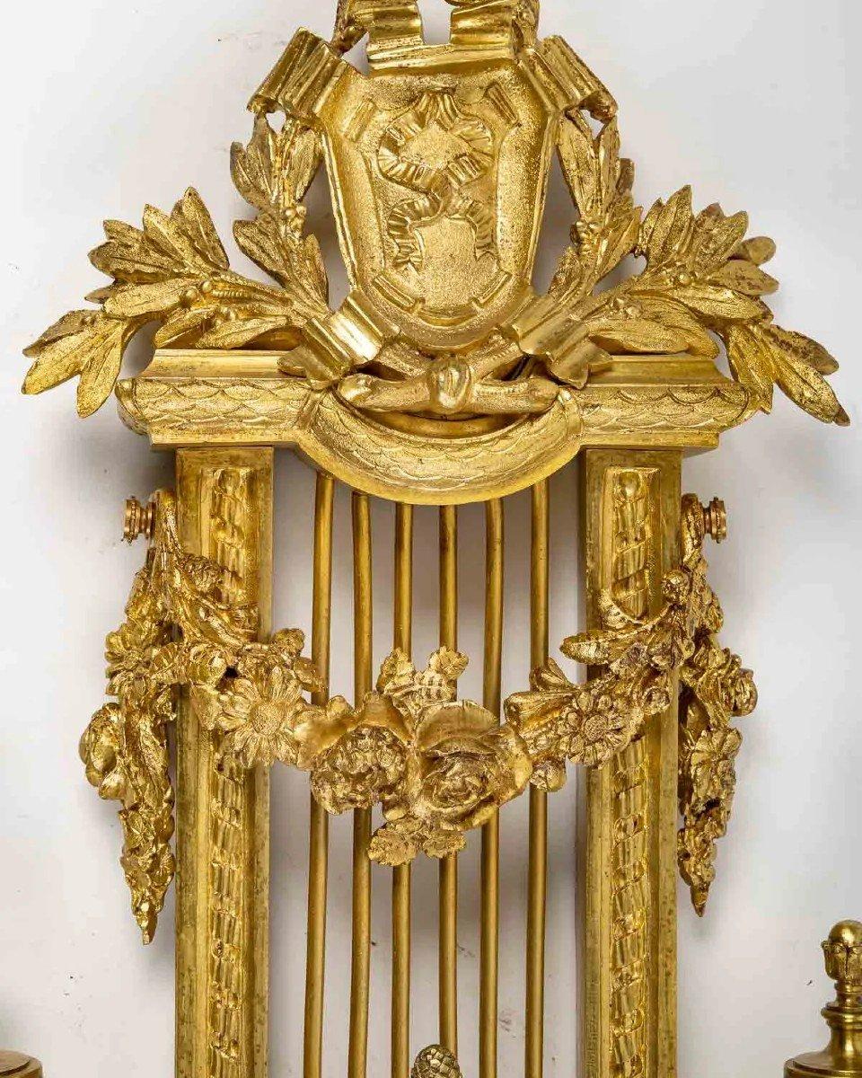 Vergoldete Bronzeuhr, 19. Jahrhundert (Europäisch) im Angebot