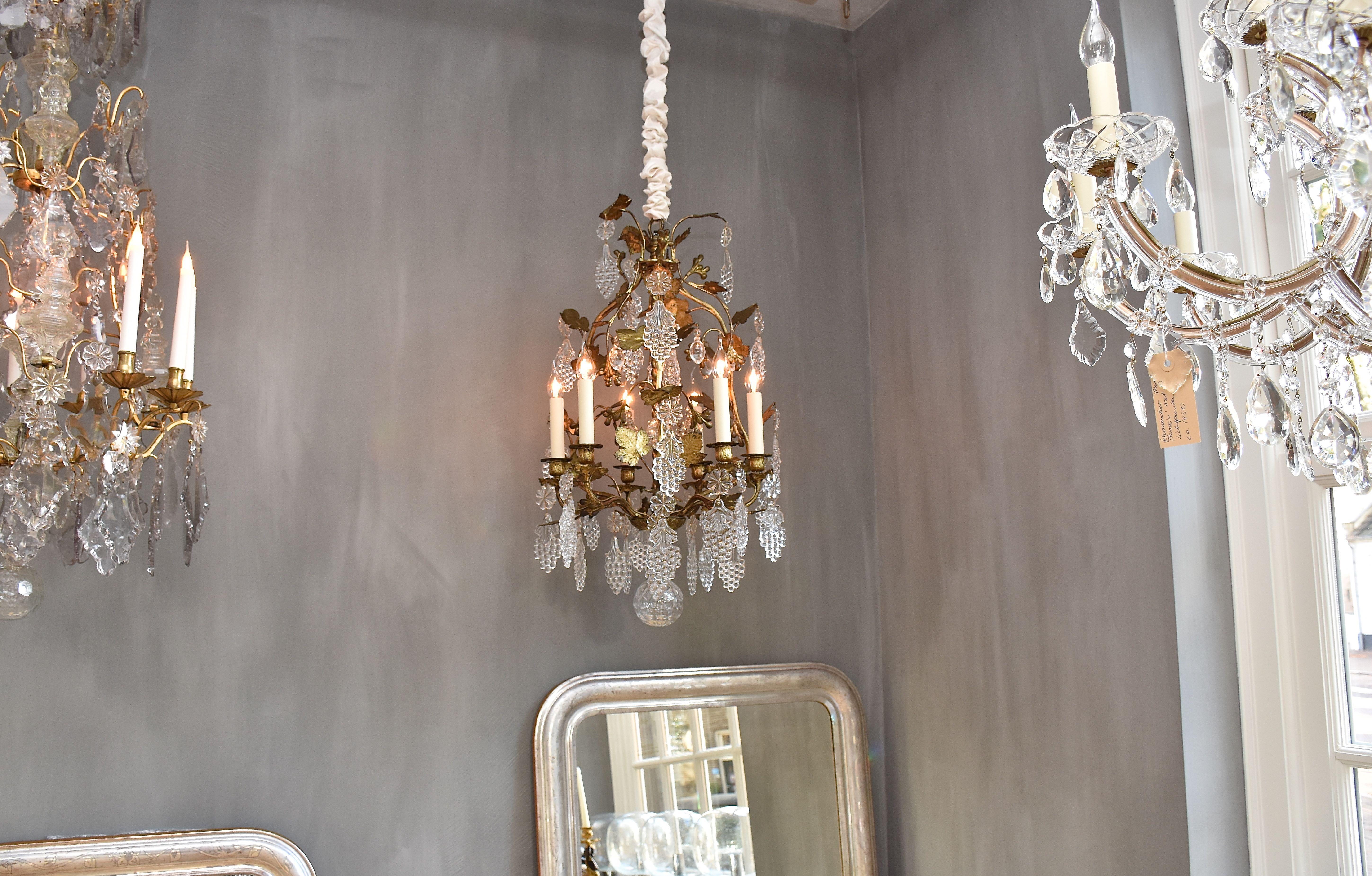 Gilt bronze crystal French chandelier  For Sale 6