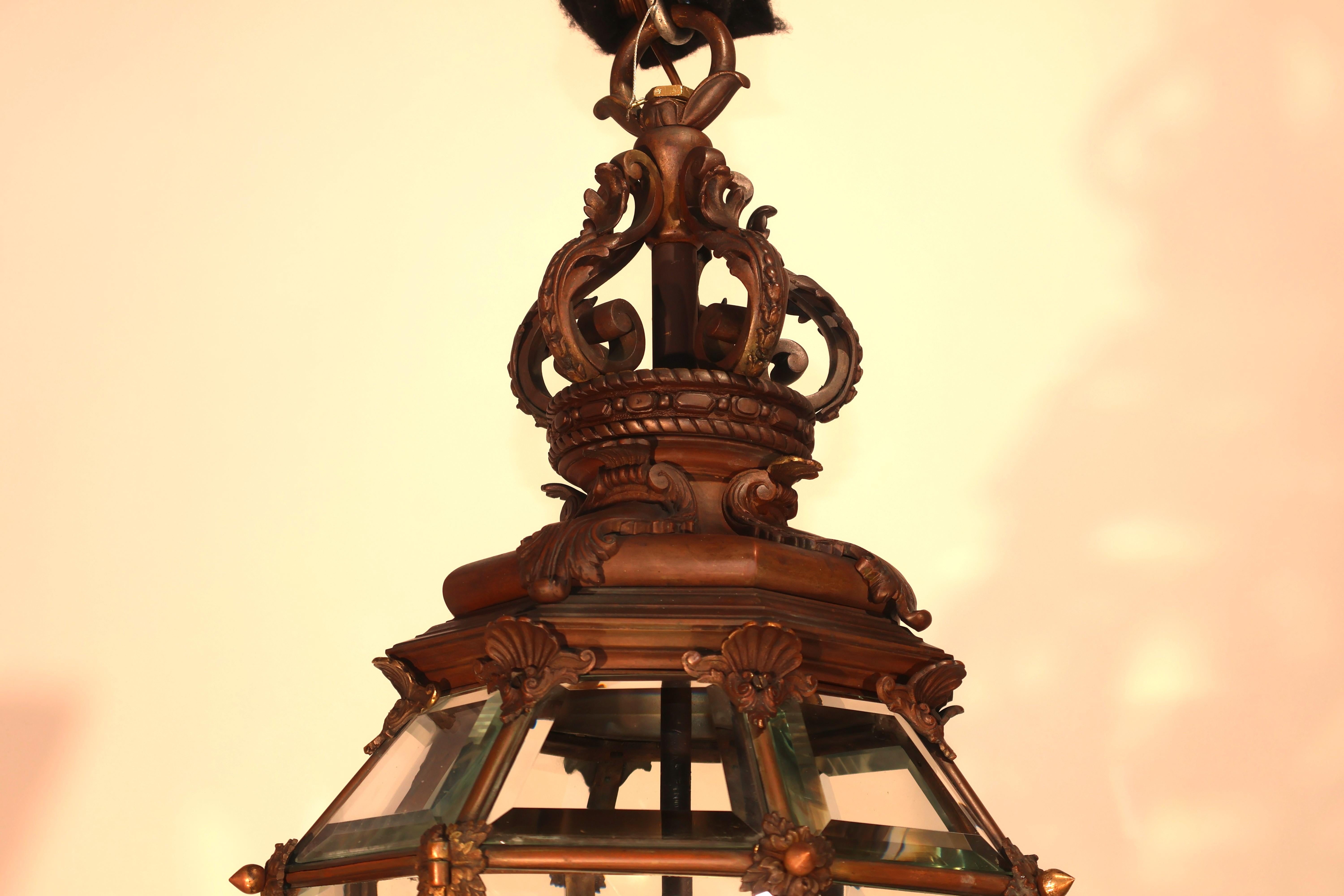 A Very Fine Gilt Bronze & Crystal 