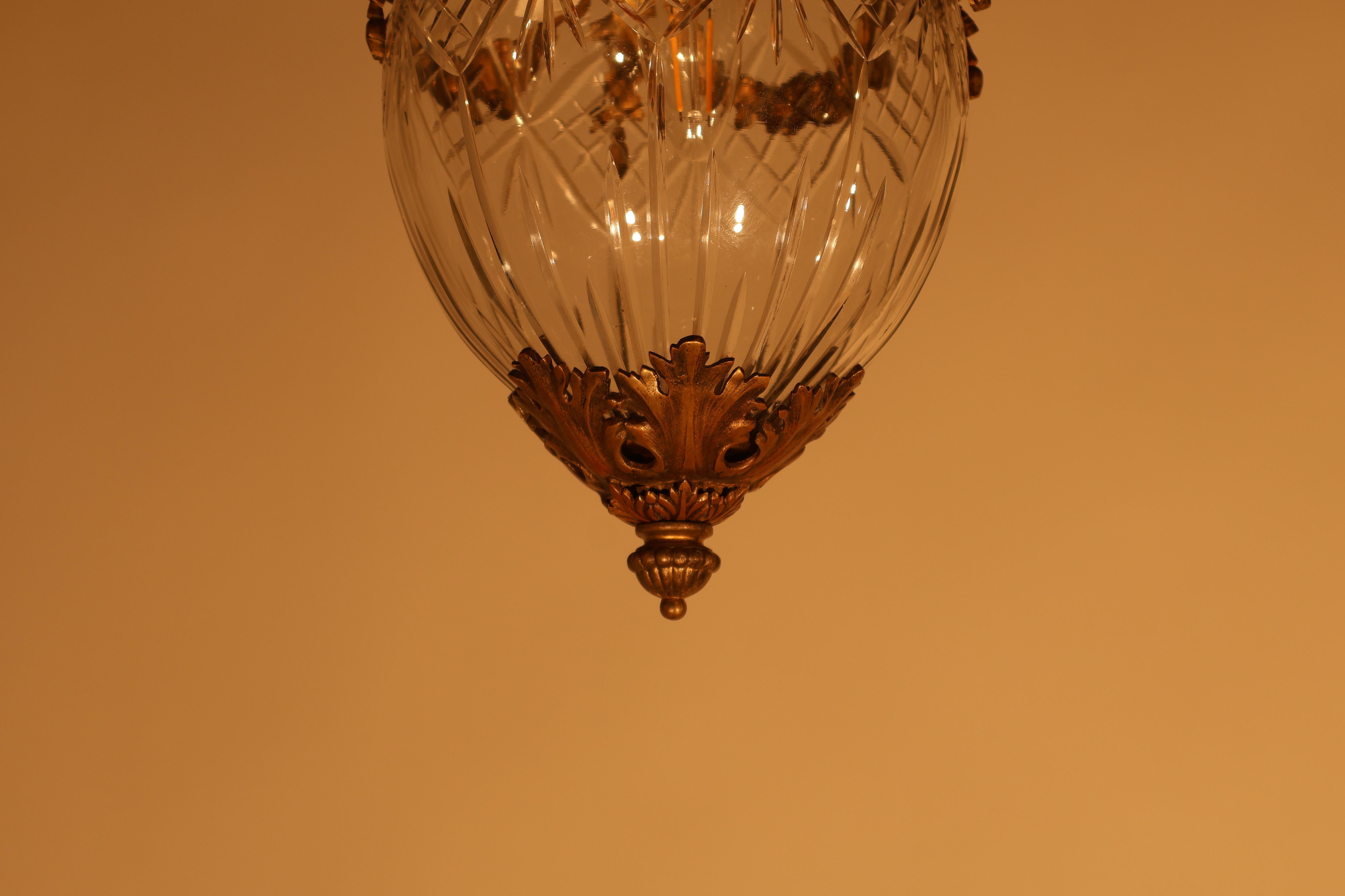 Globo in bronzo dorato e cristallo tagliato in vendita 5