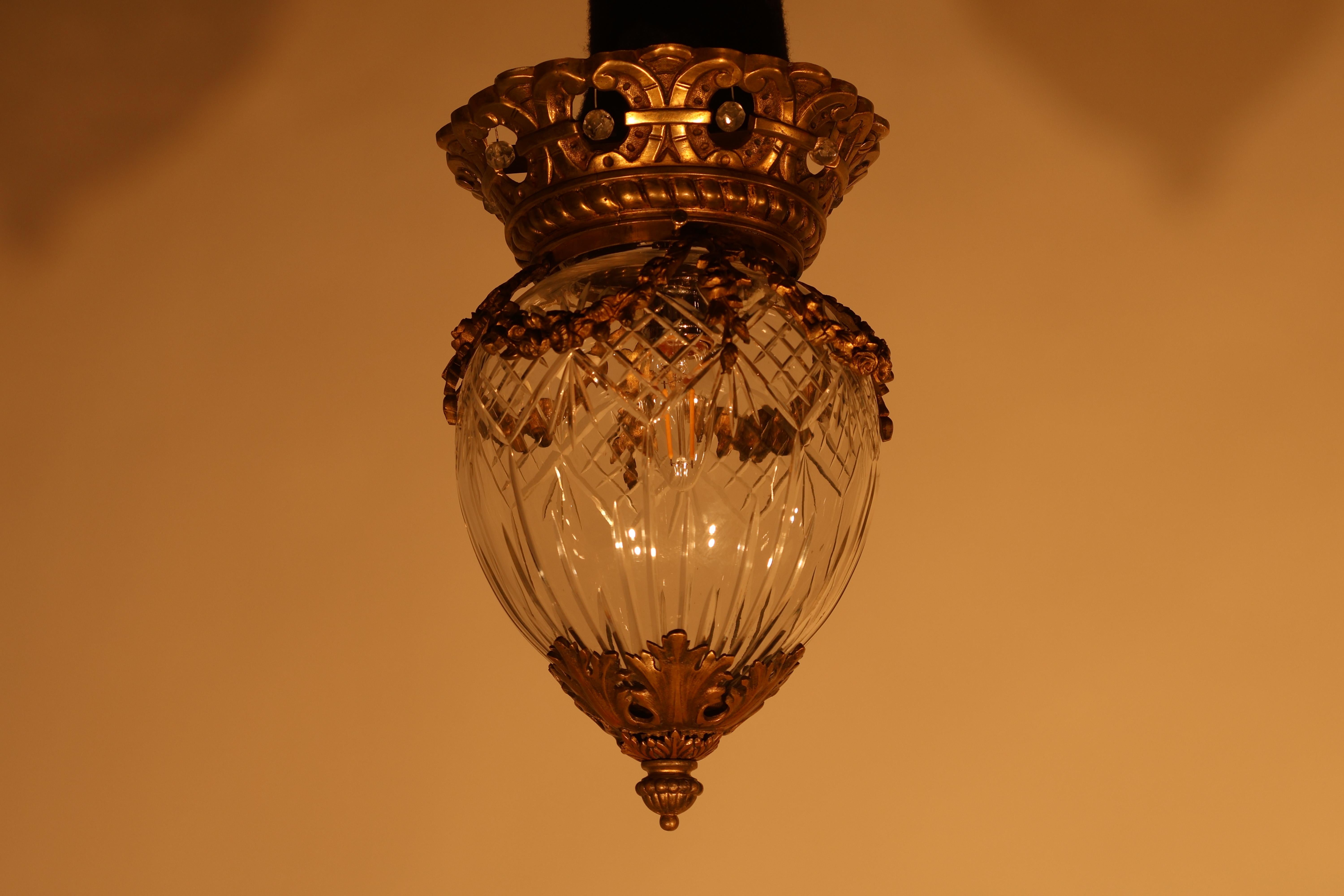 Globo in bronzo dorato e cristallo tagliato in vendita 7