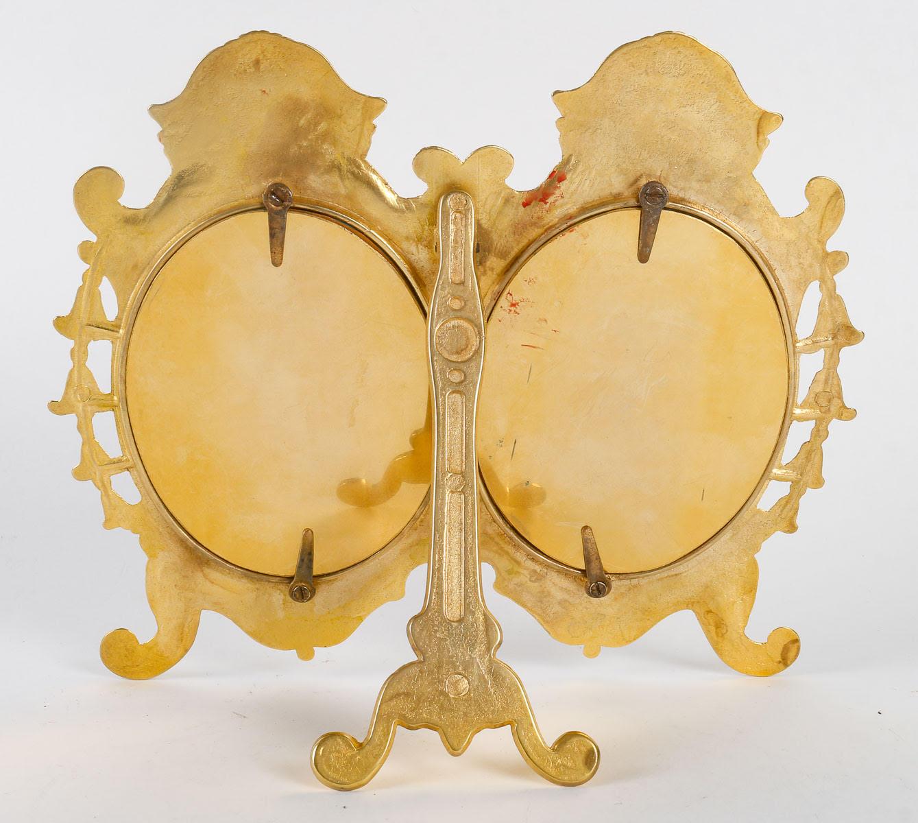 Doppelfotorahmen aus vergoldeter Bronze, Napoleon III.-Periode. im Zustand „Gut“ im Angebot in Saint-Ouen, FR