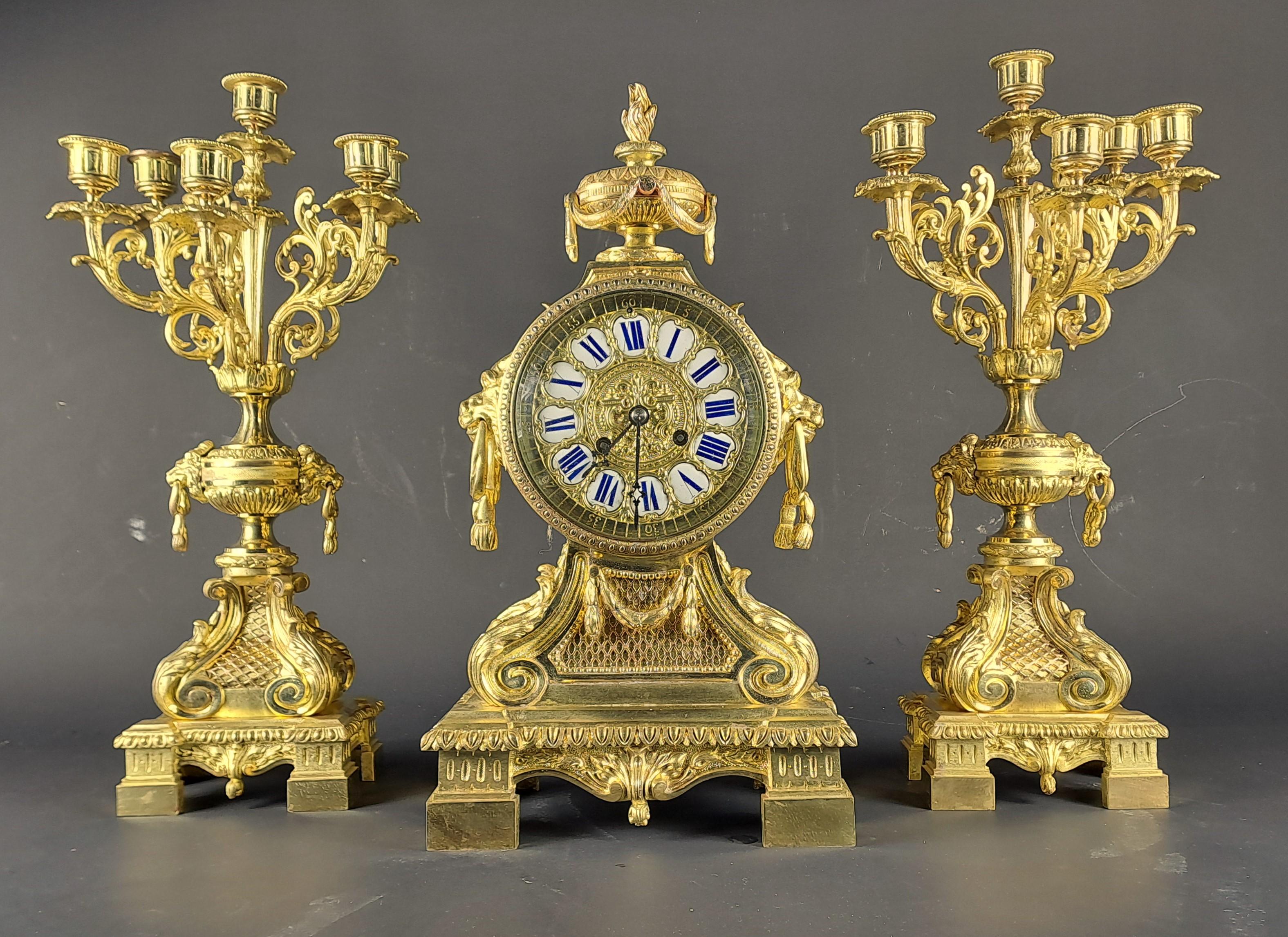 Embellecedor de chimenea de bronce dorado firmado G. Philippe Palais Royal en París en Bueno estado para la venta en BARSAC, FR