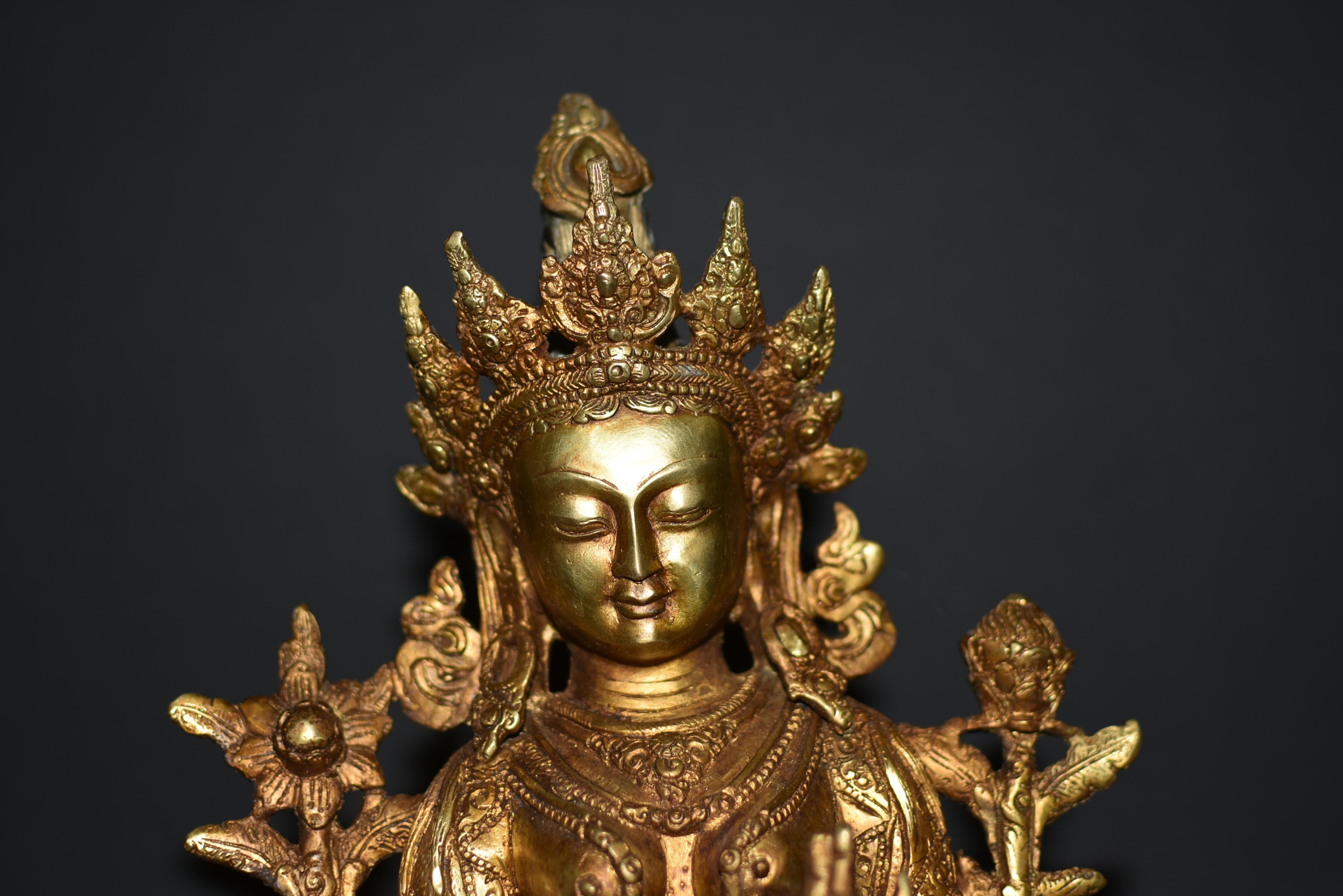 Green Tara Gilt Bronze Tibetan Statue  In Good Condition For Sale In Somis, CA