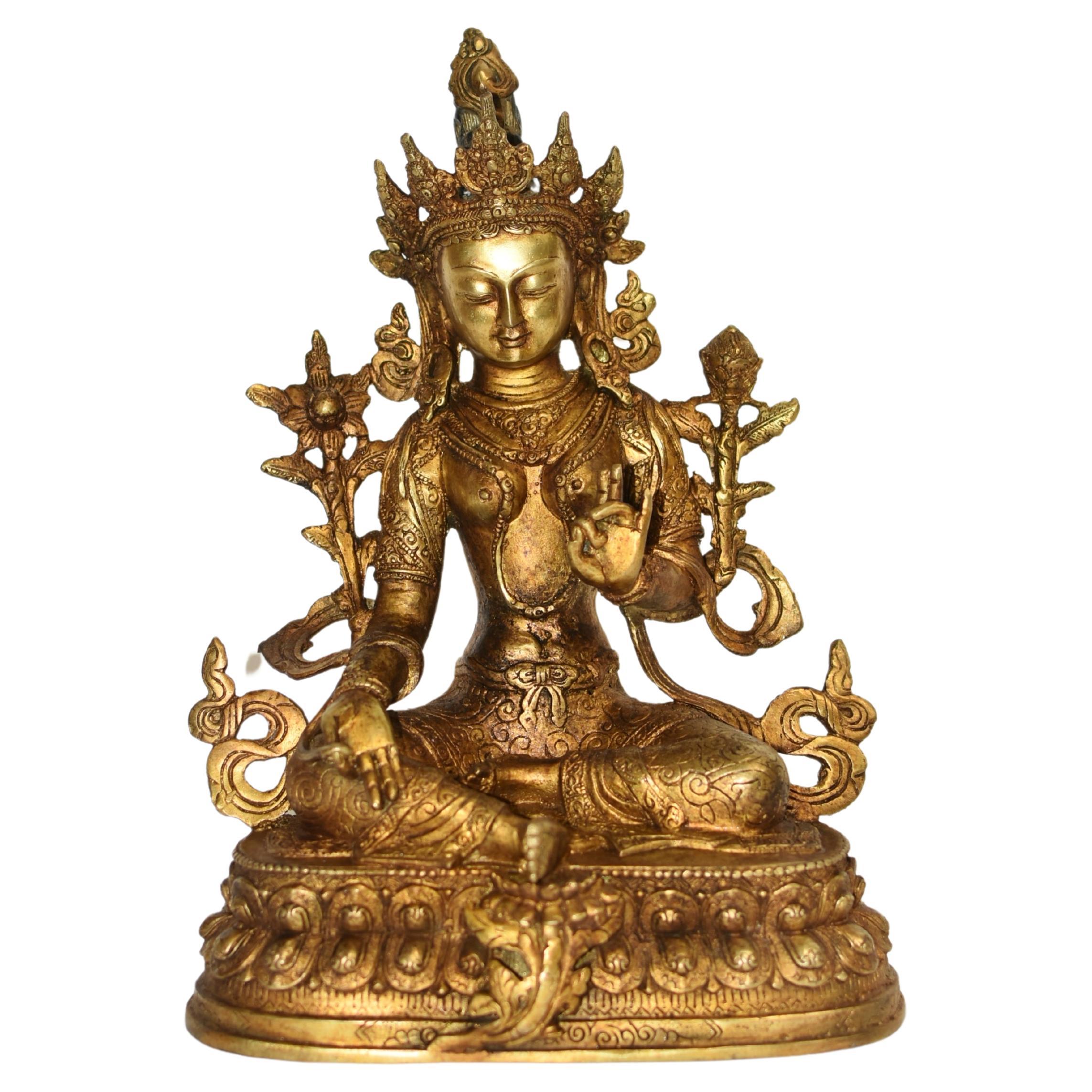 Tibetische Tara-Statue aus vergoldeter Bronze in Grün 