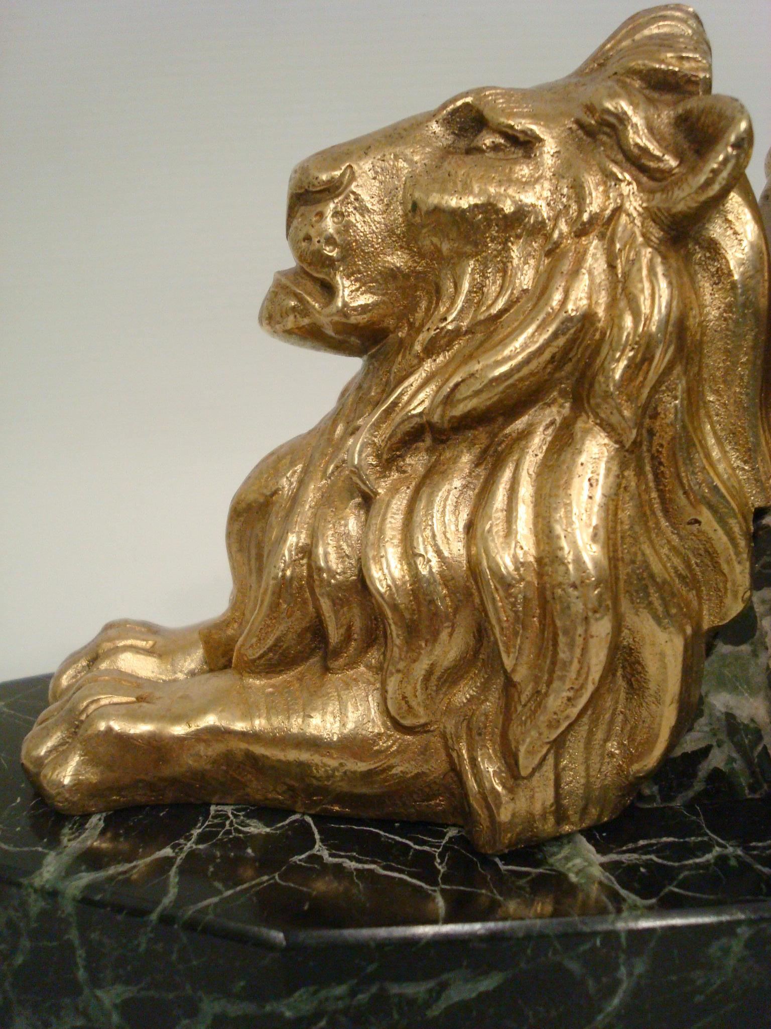 Art Deco Gilt Bronze Guardian Lions Bookends. Signed H. Payen, France 1920´s For Sale