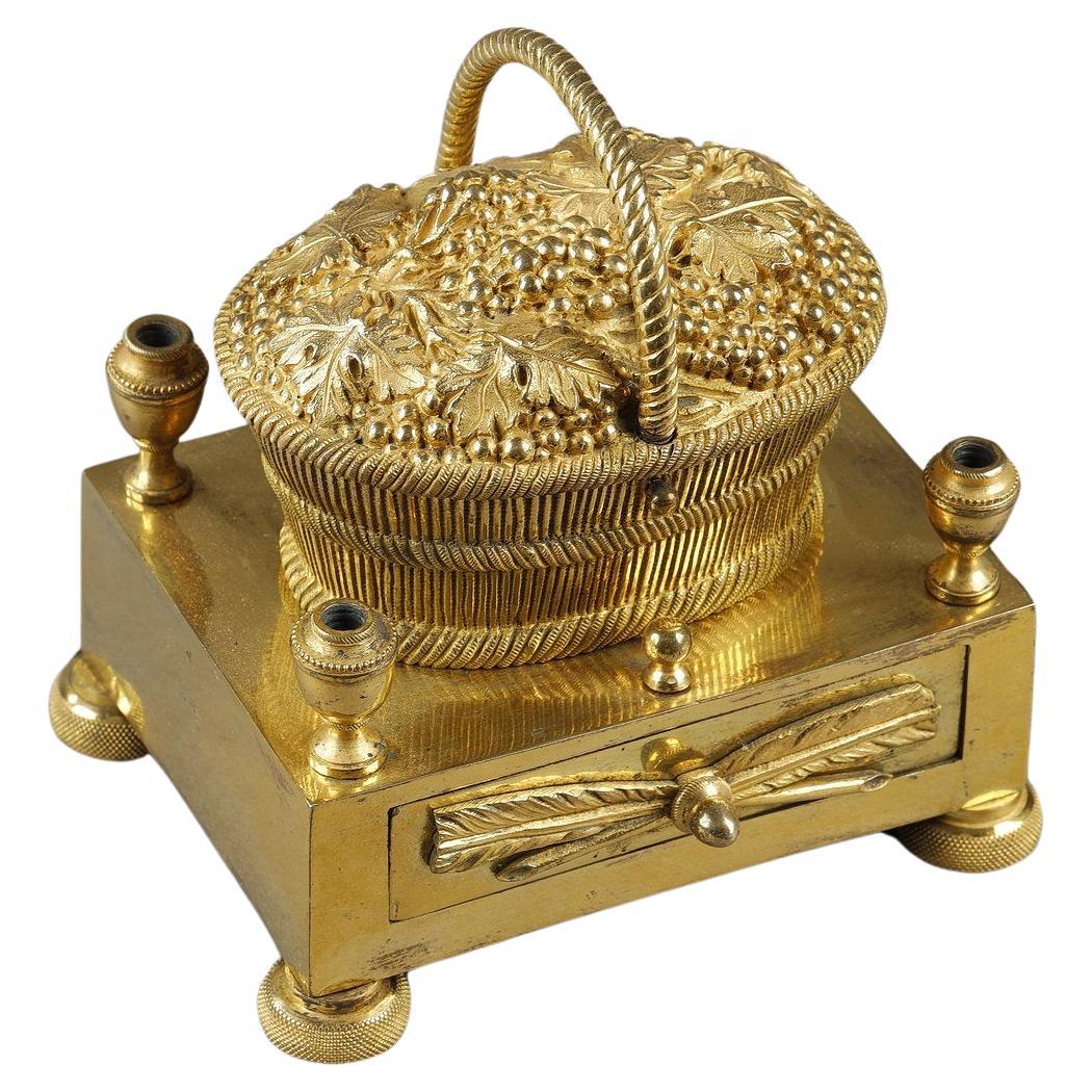 Gilt bronze inkwell forming a basket of grapes For Sale
