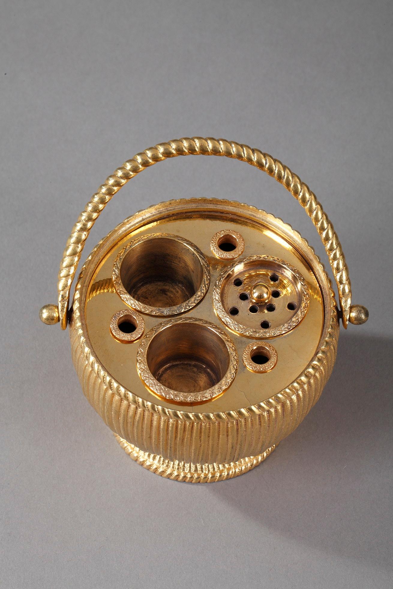 Gilt Bronze Inkwell with Birds, from the 1830s 4