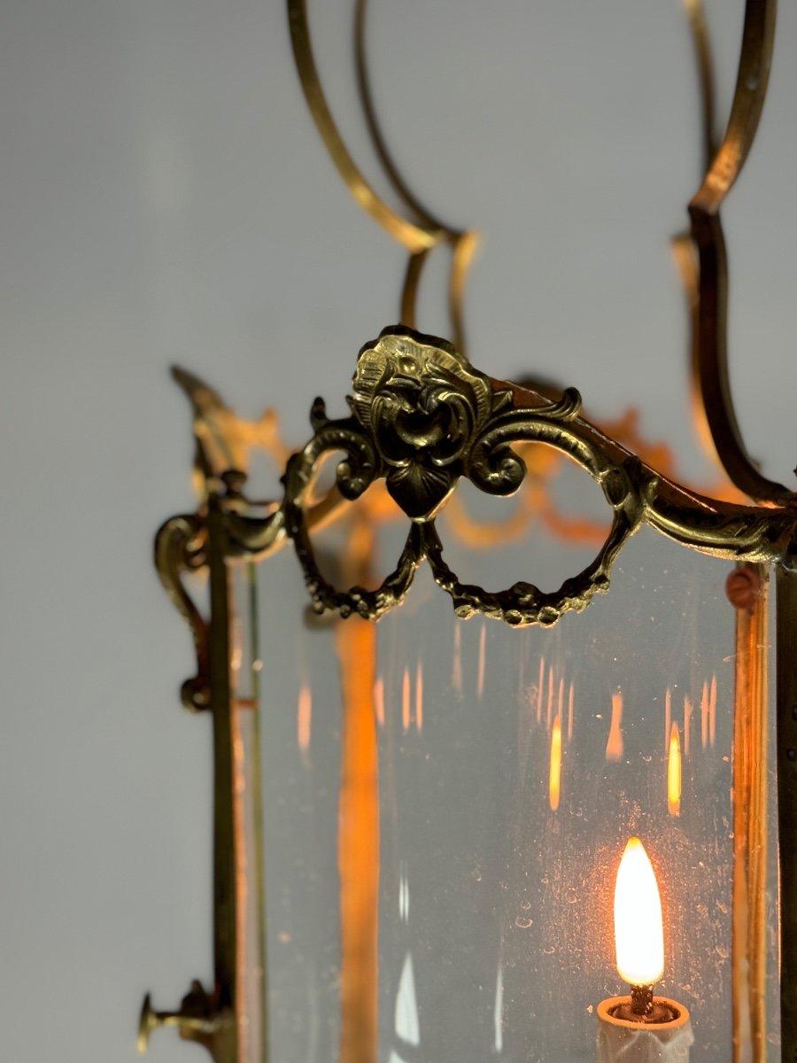 Francese Lanterna in bronzo dorato, vetri curvi originali, CIRCA 1900 in vendita