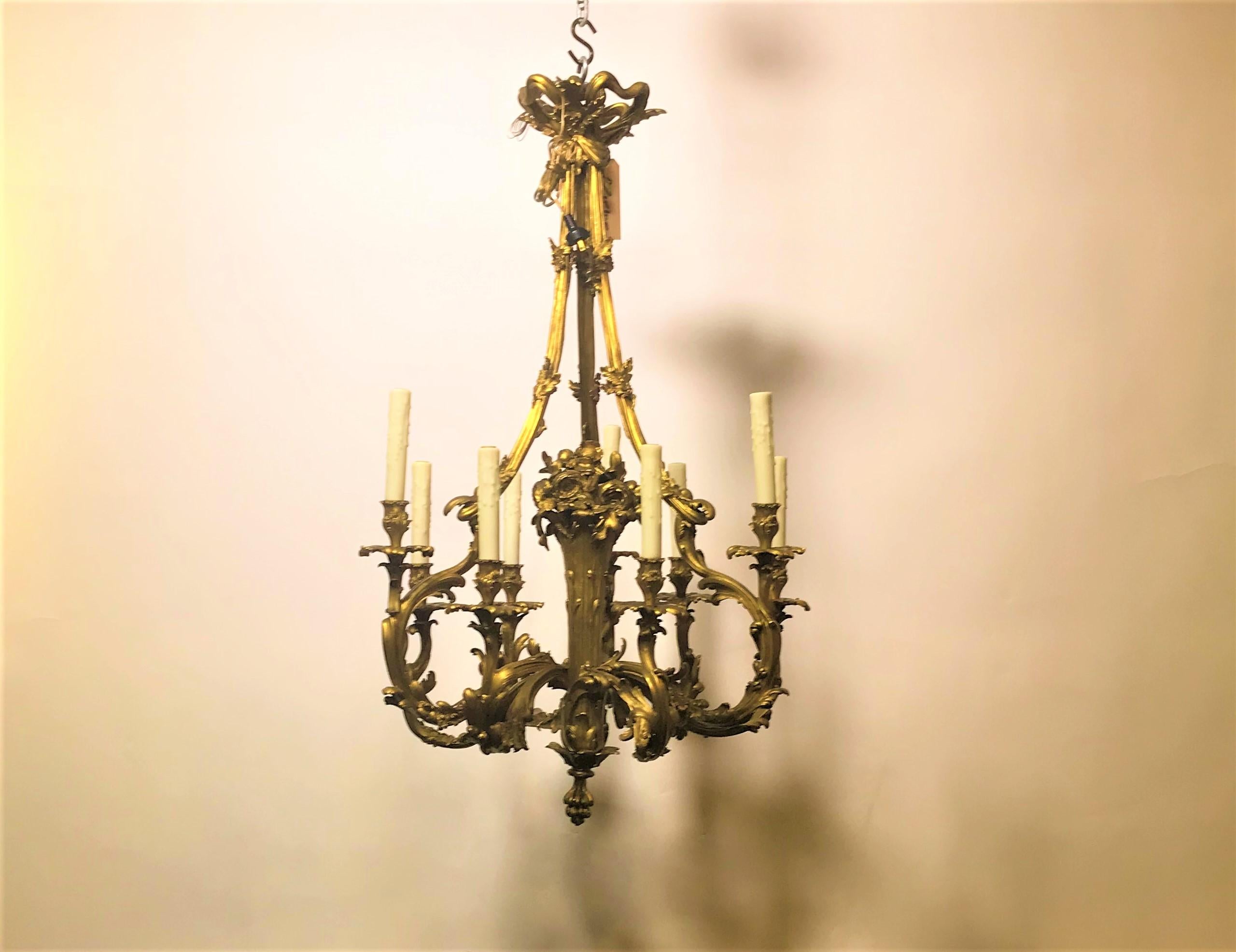 Gilt Bronze Louis XV style Chandelier. For Sale 14