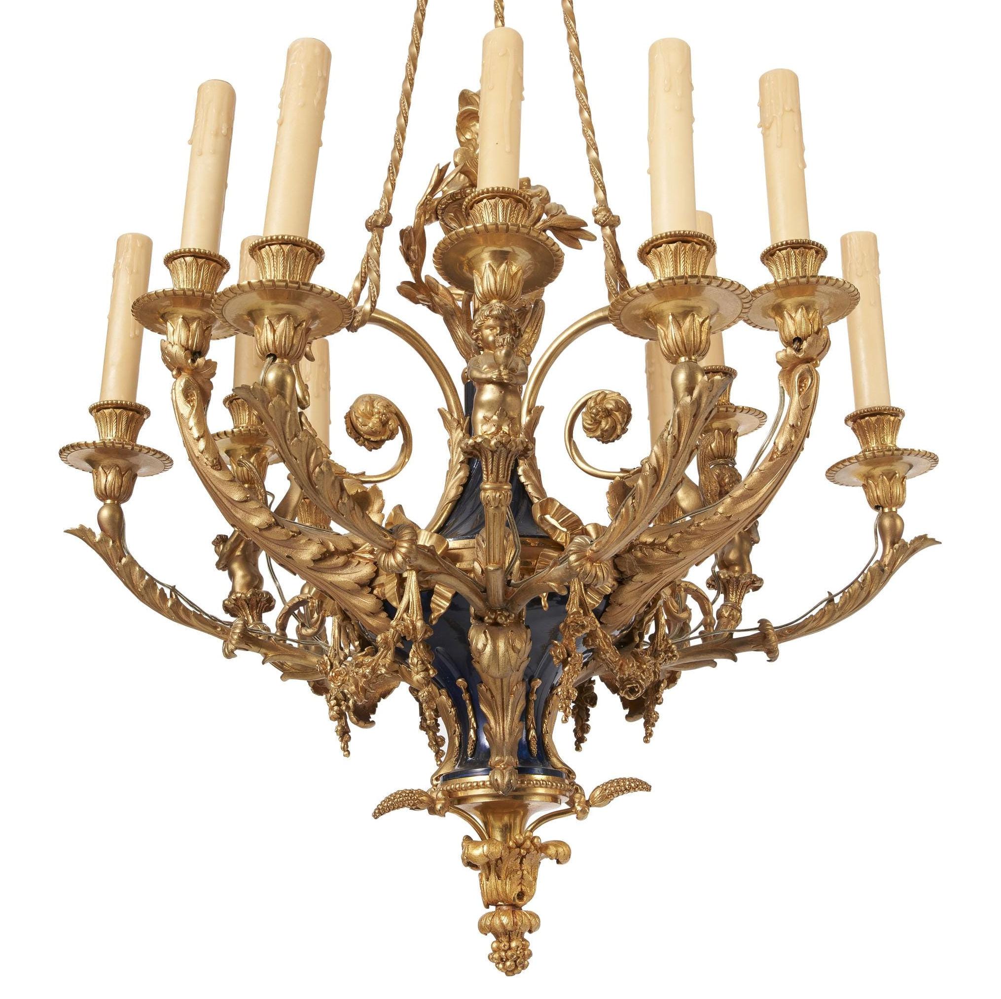 Bronzo Lampadario in bronzo dorato in stile Luigi XVI della Maison Mottheau in vendita
