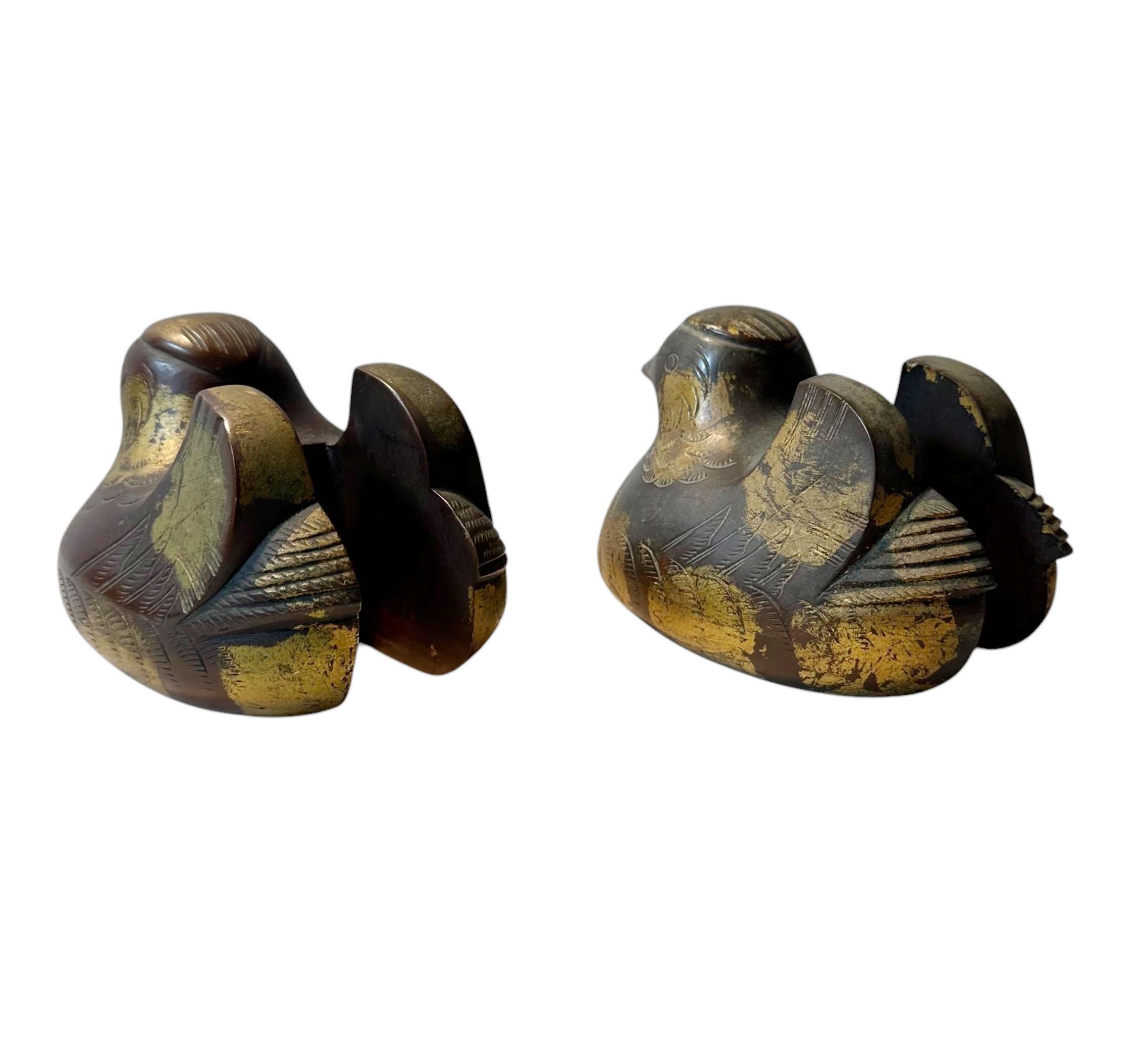 Porte-écran Canard mandarin en bronze doré Bon état - En vente à Tampa, FL