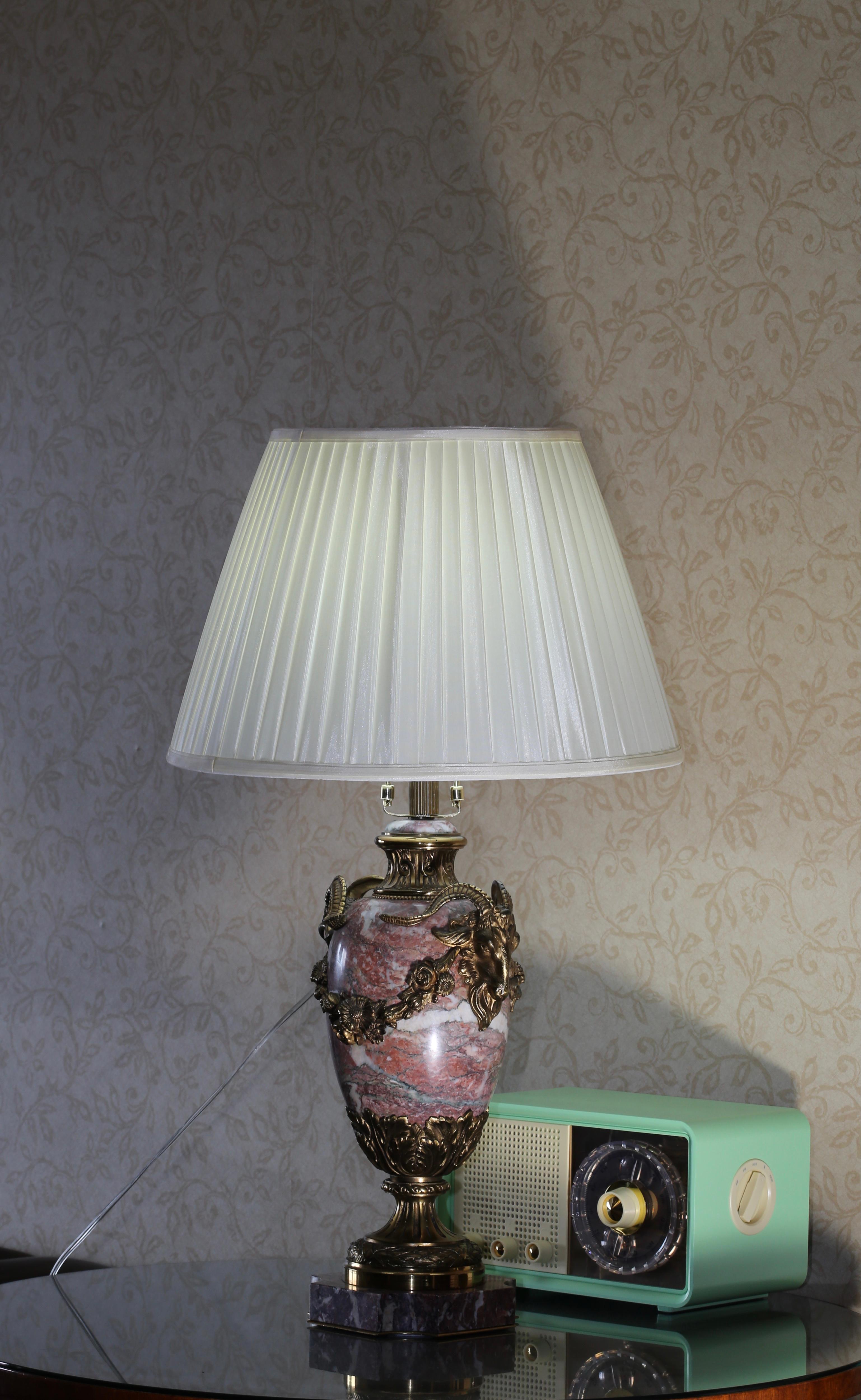 Gilt-Bronze Marble Table Lamp Early 20th Century - Christie's 2011 Auction For Sale 1