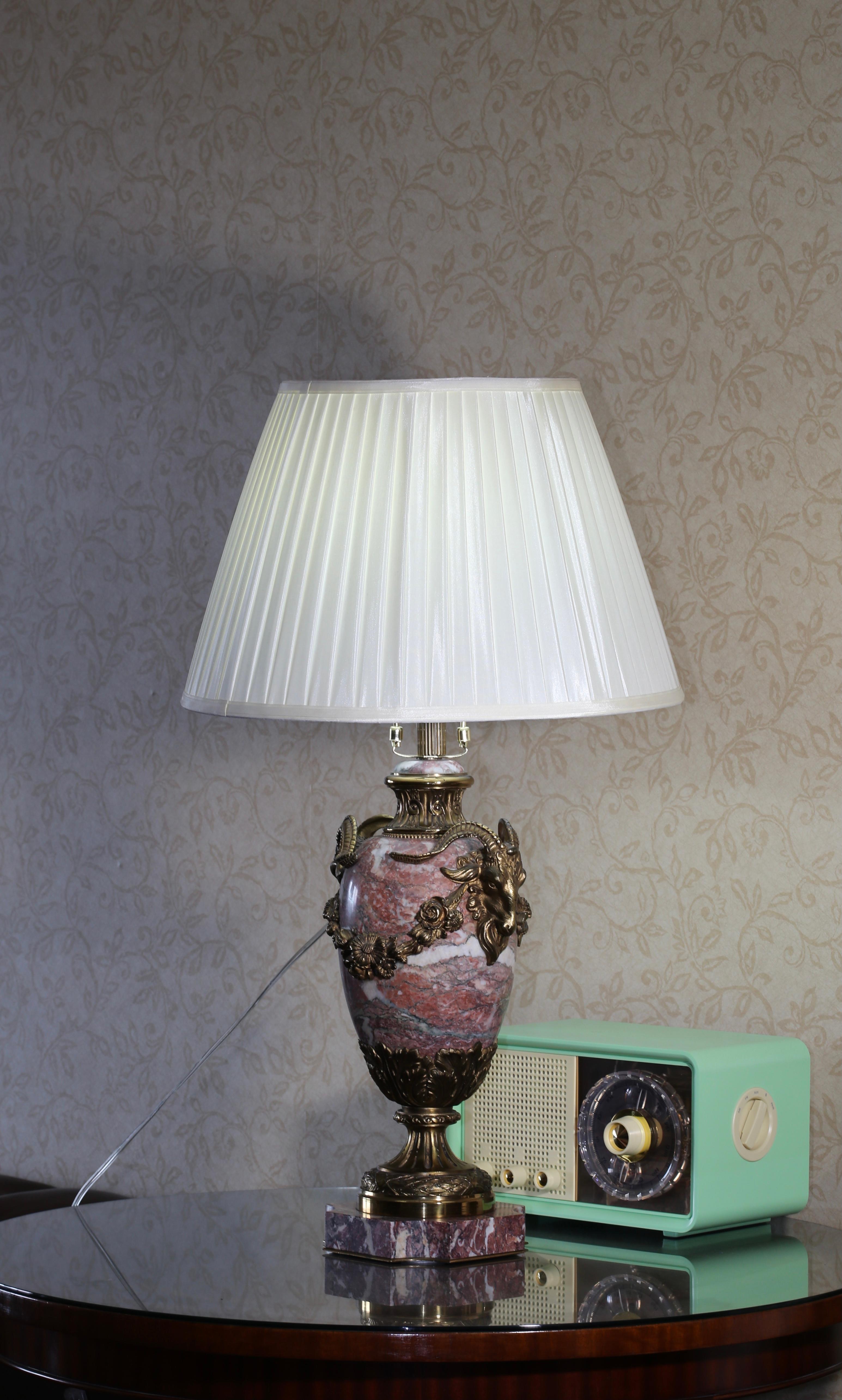 Gilt-Bronze Marble Table Lamp Early 20th Century - Christie's 2011 Auction For Sale 3