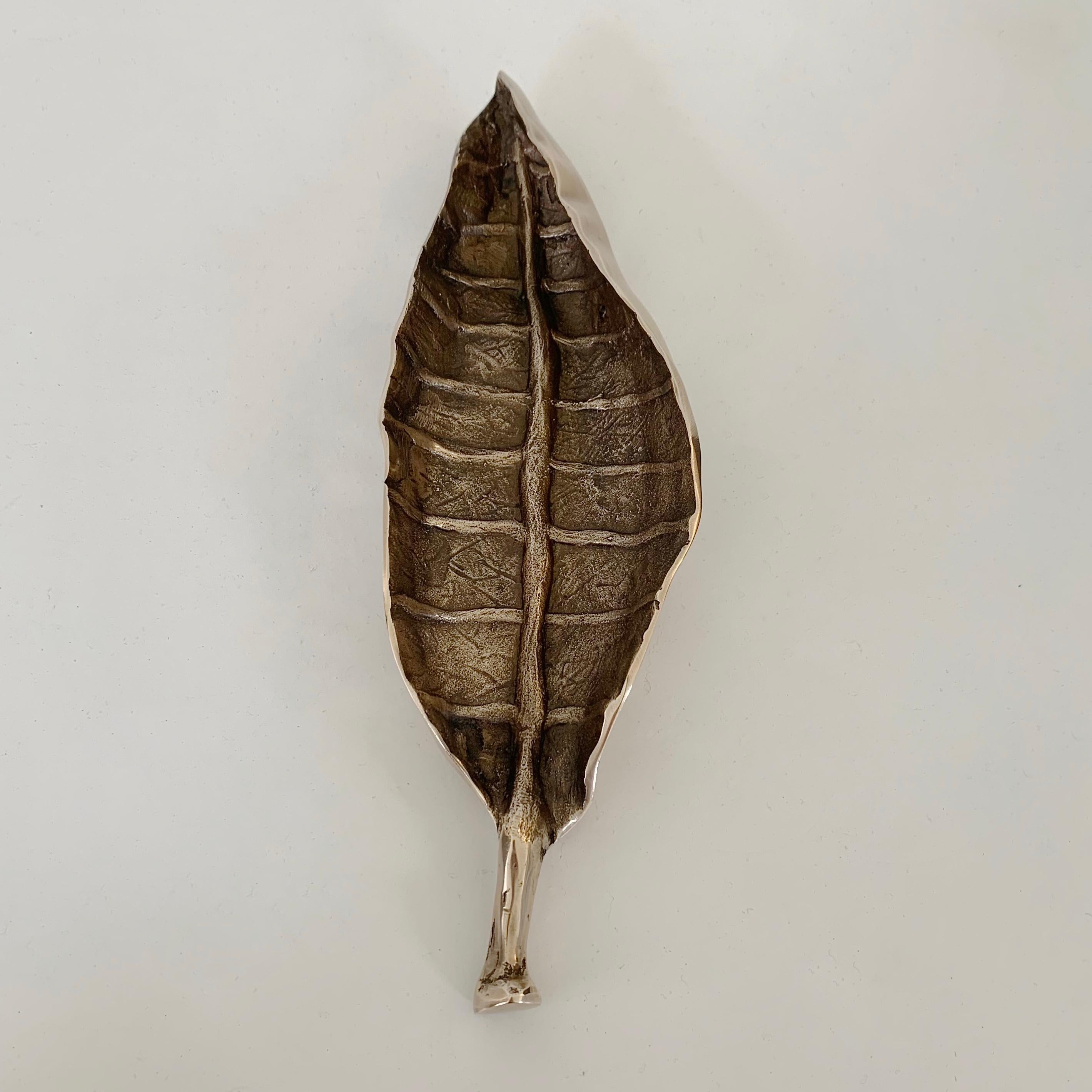 Gilt Bronze Mid-Century Decorative Leaf Vide-Poche, circa 1970, France. 2