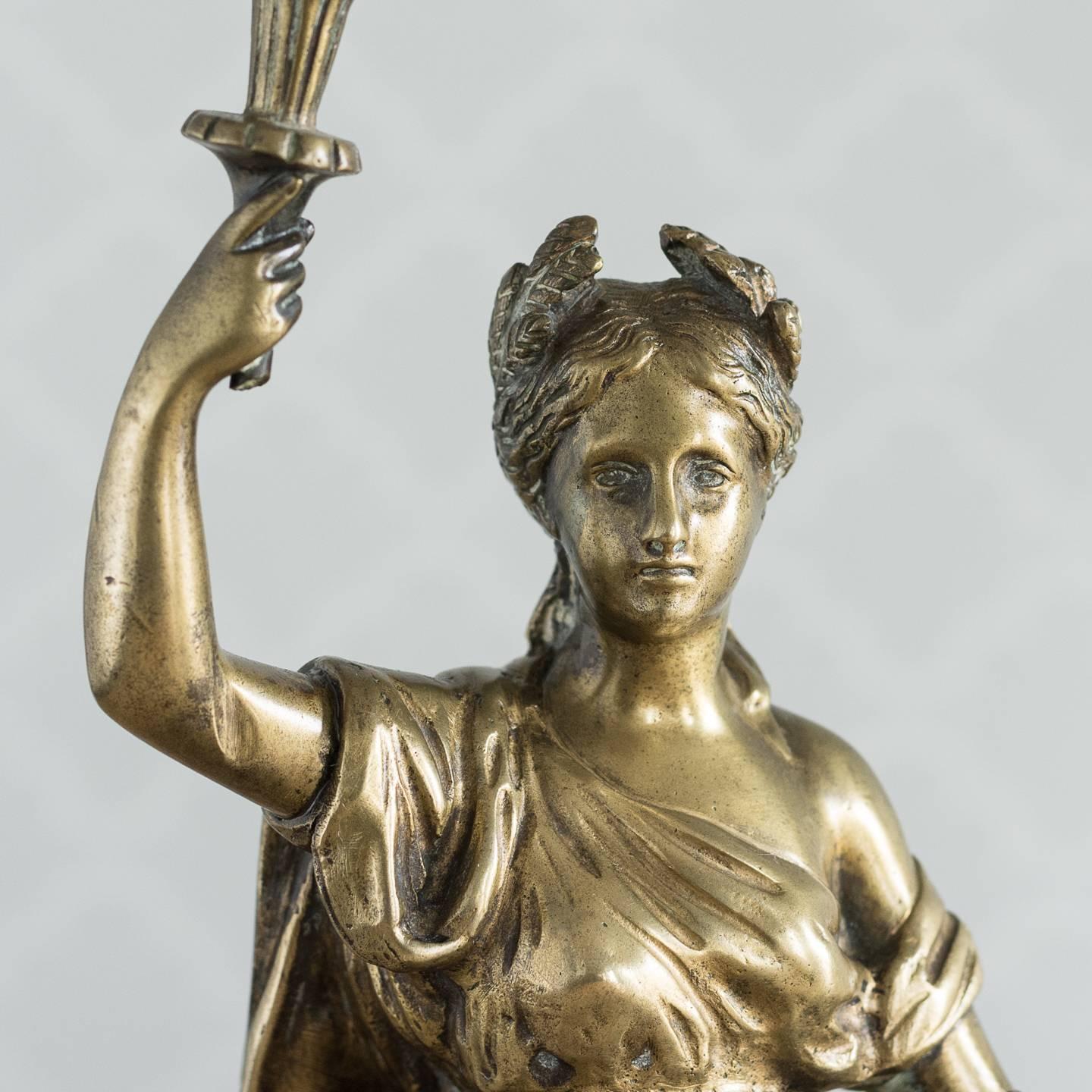 Vergoldetes Keramikmodell aus Bronze im Angebot 1