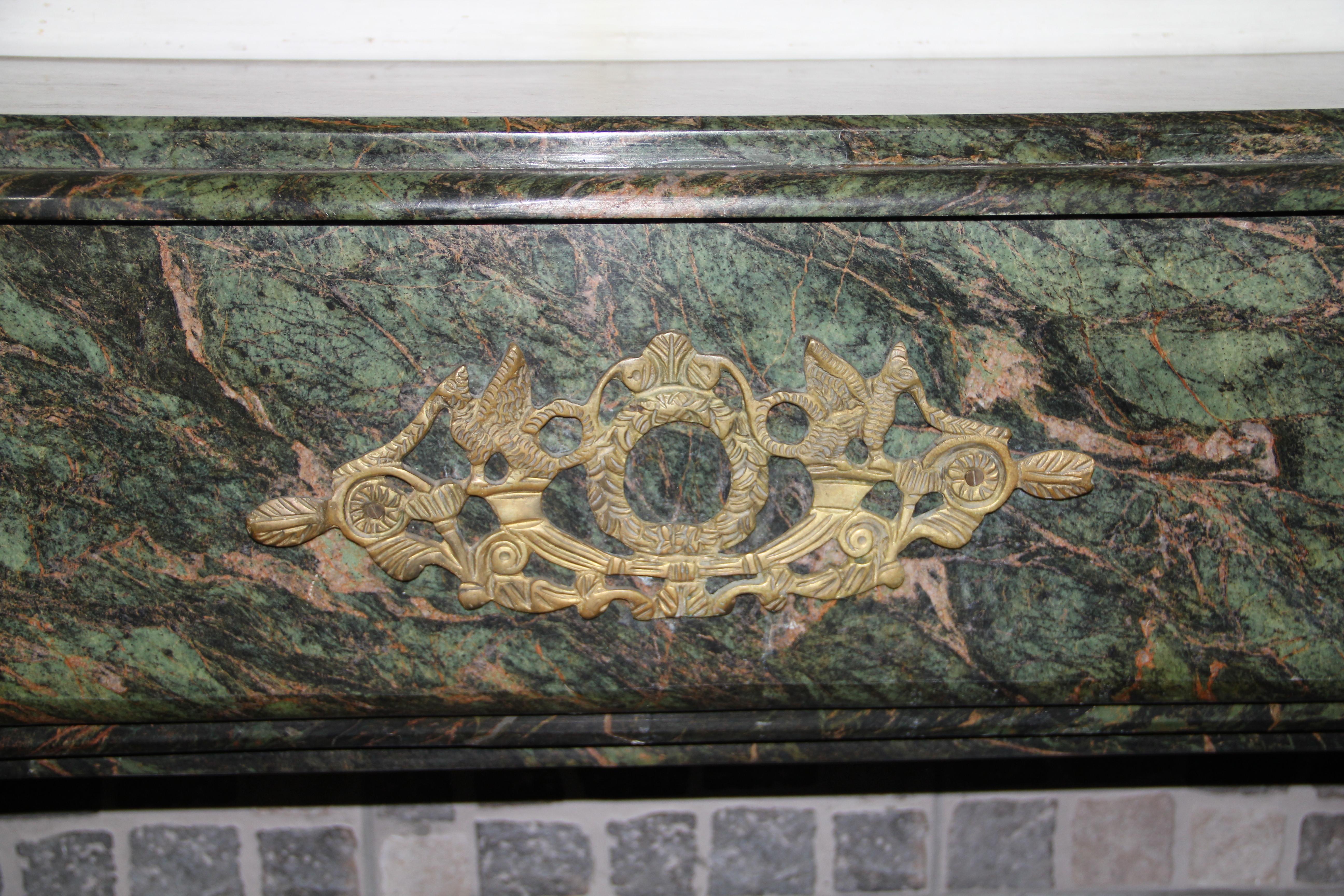 Gilt Bronze-Mounted on Sea Green Marble Chimneypiece End of the 19 Century In Good Condition For Sale In Napoli, IT