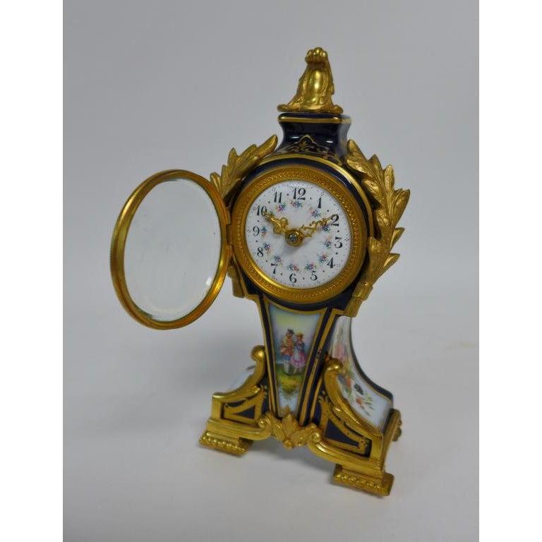 Gilt Bronze Mounted Porcelain Clock For Sale 1