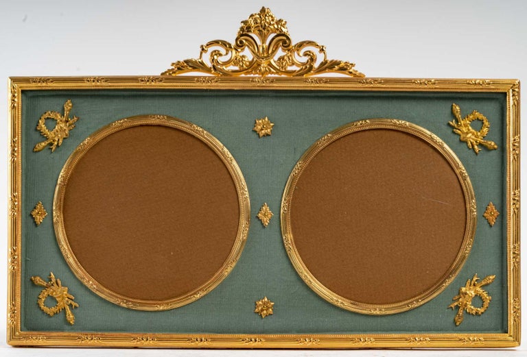 Gilt bronze photo frame, 19th century In Good Condition For Sale In Saint-Ouen, FR
