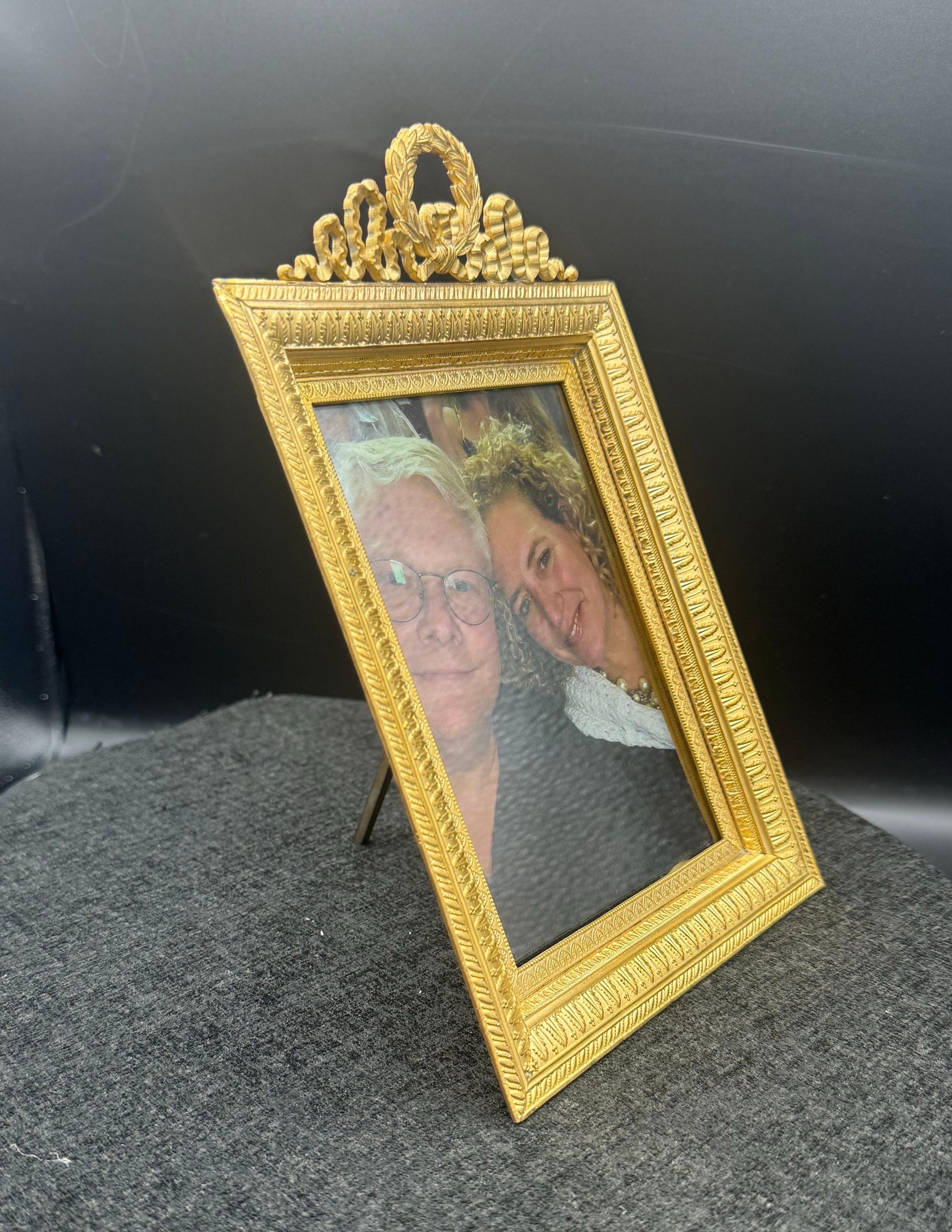 Gilt-Bronze Picture Frame In Good Condition In Huntington, NY