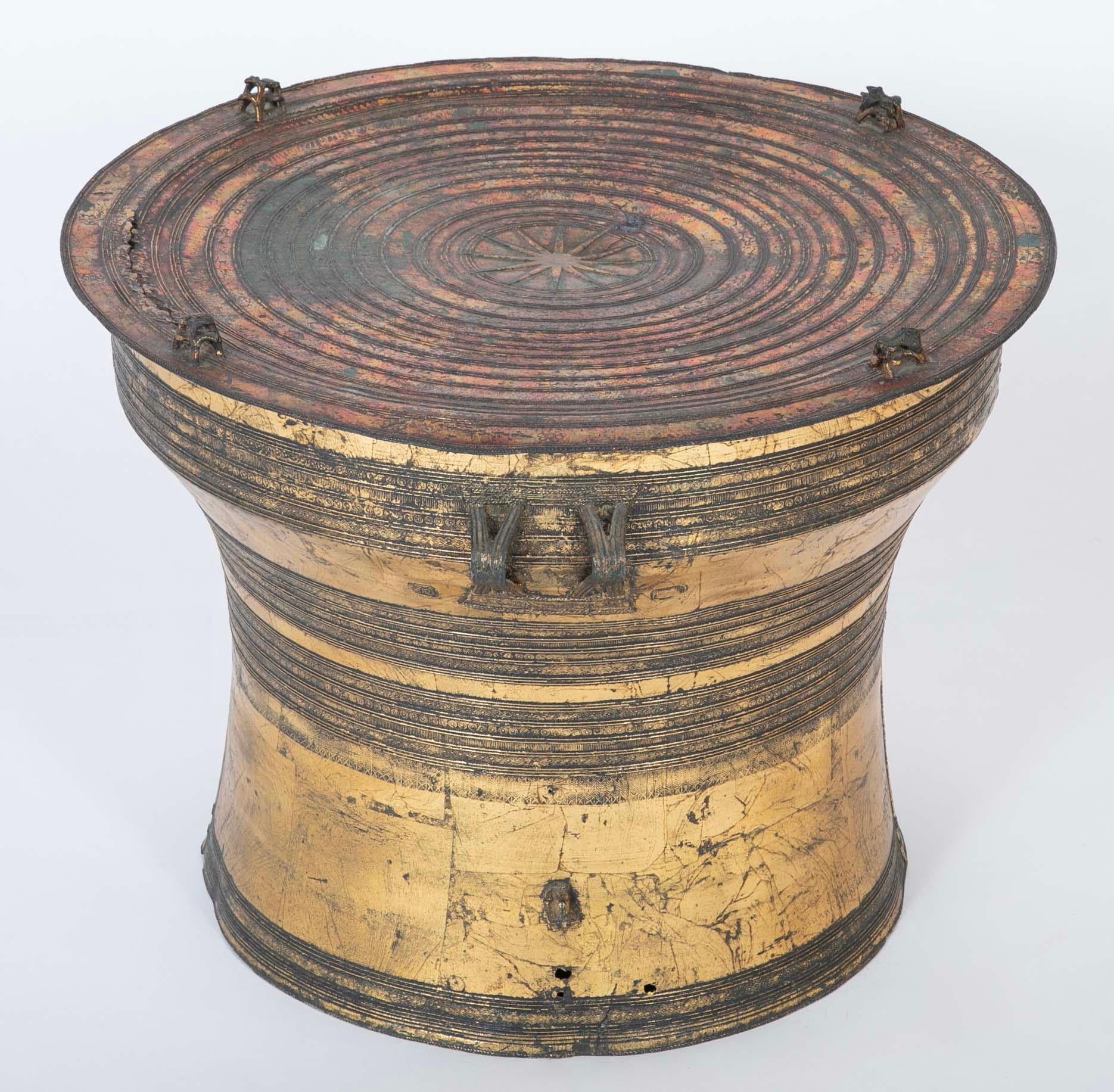 Gilt Bronze Rain Drum Side Table, Southeast Asia, 18th/19th Century (19. Jahrhundert) im Angebot