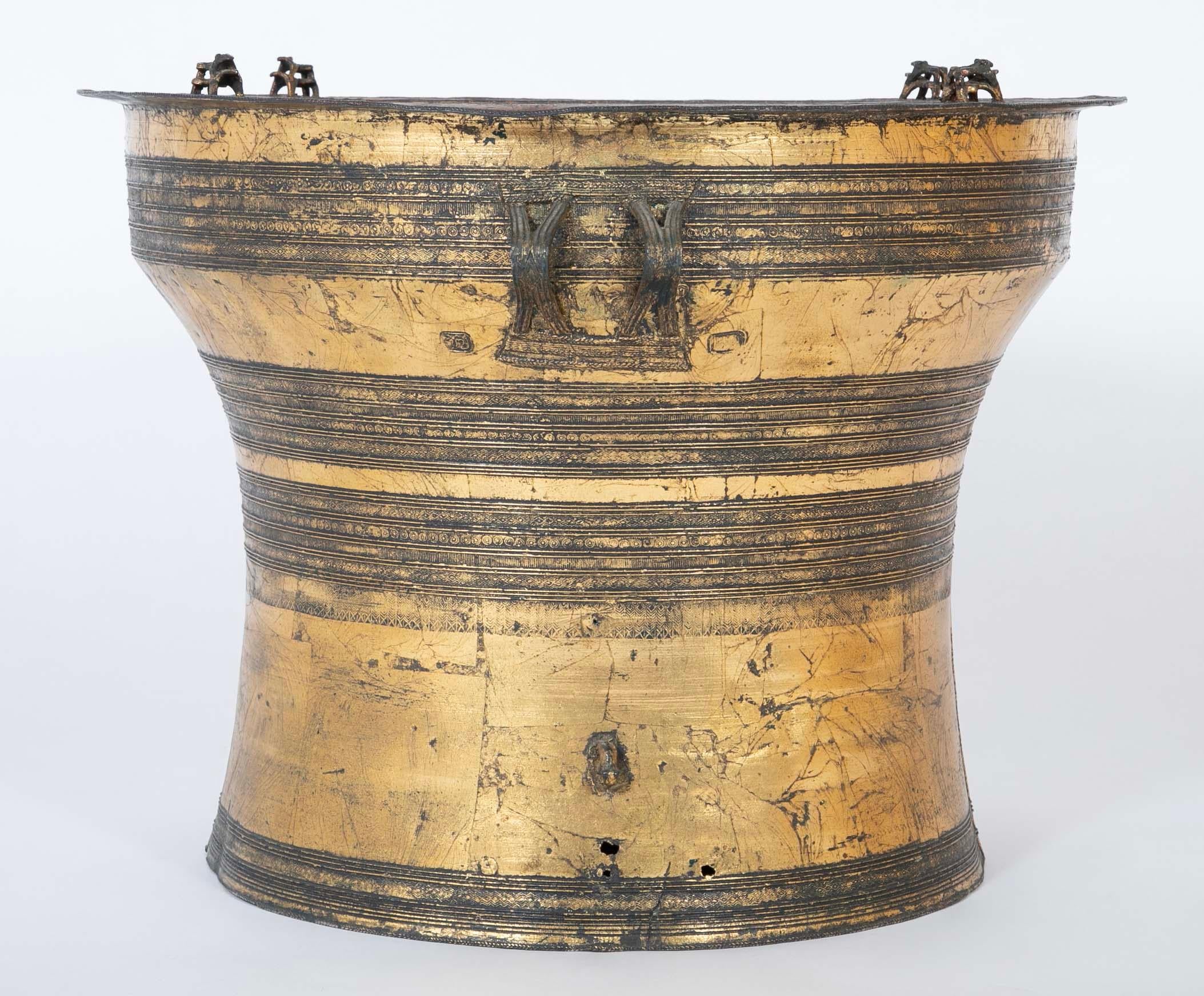 Gilt Bronze Rain Drum Side Table, Southeast Asia, 18th/19th Century im Angebot 1