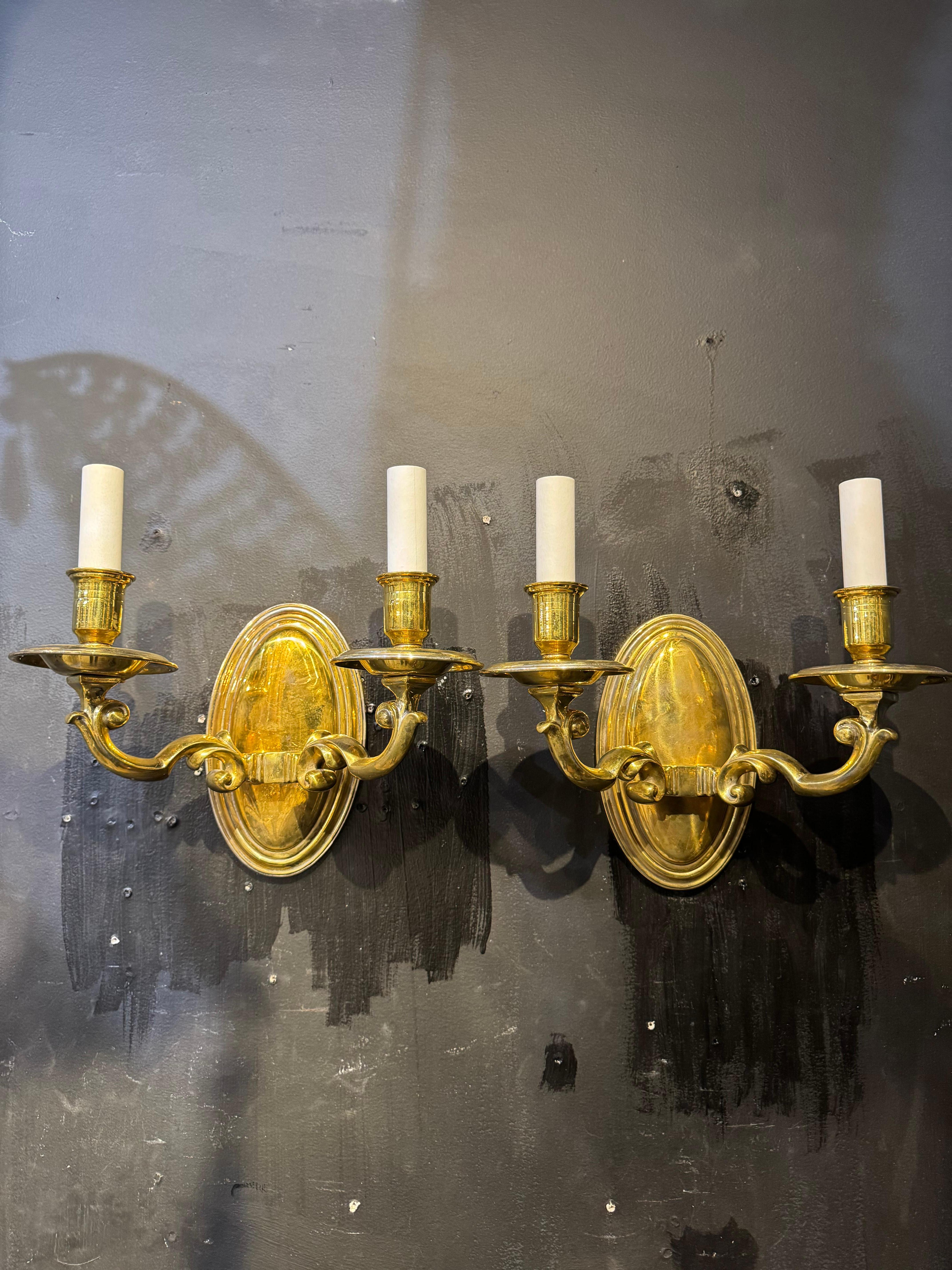 Gilt bronze sconces im Zustand „Gut“ im Angebot in New York, NY