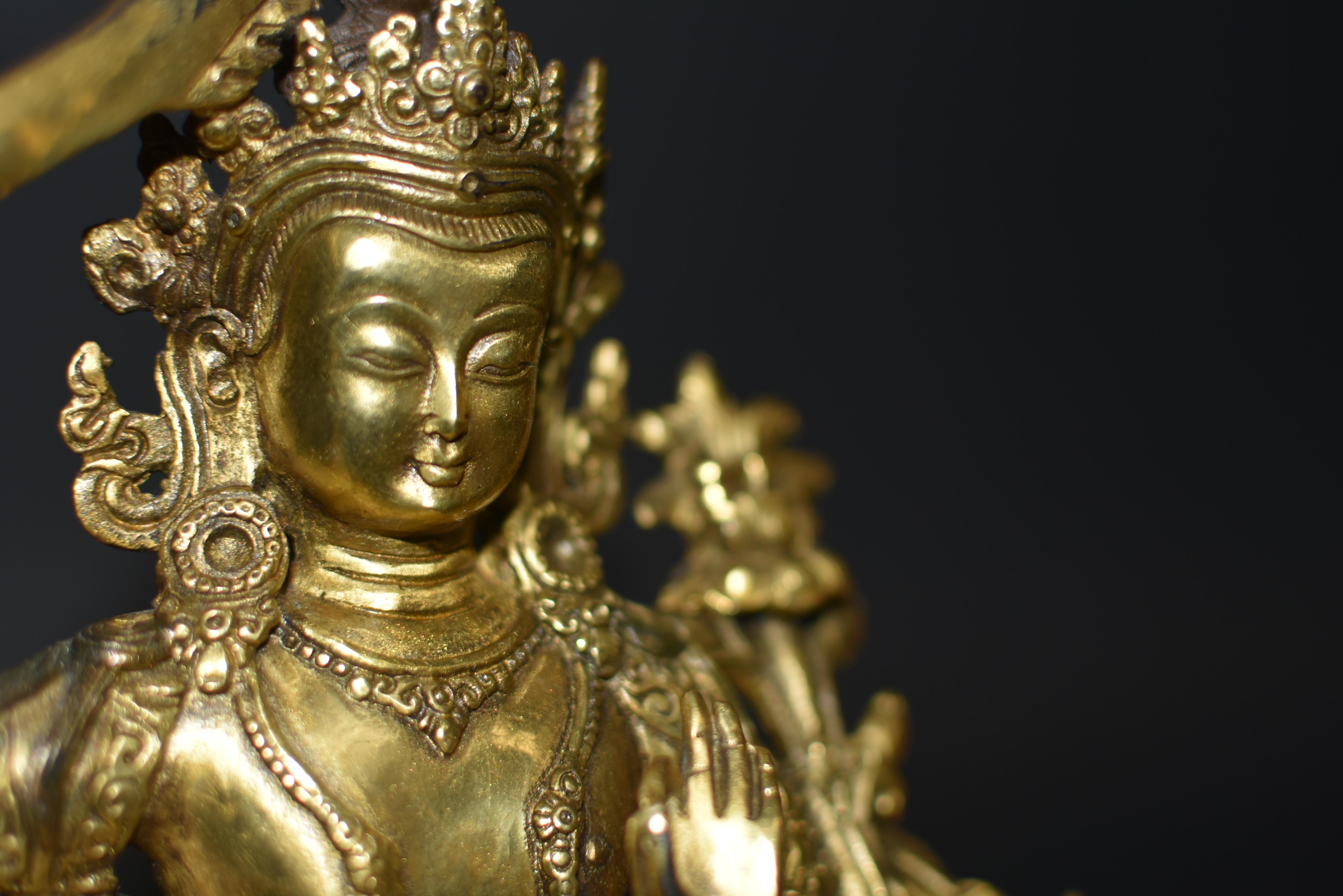 Gilt Bronze Smiling Manjushree Tibetan Buddha For Sale 8